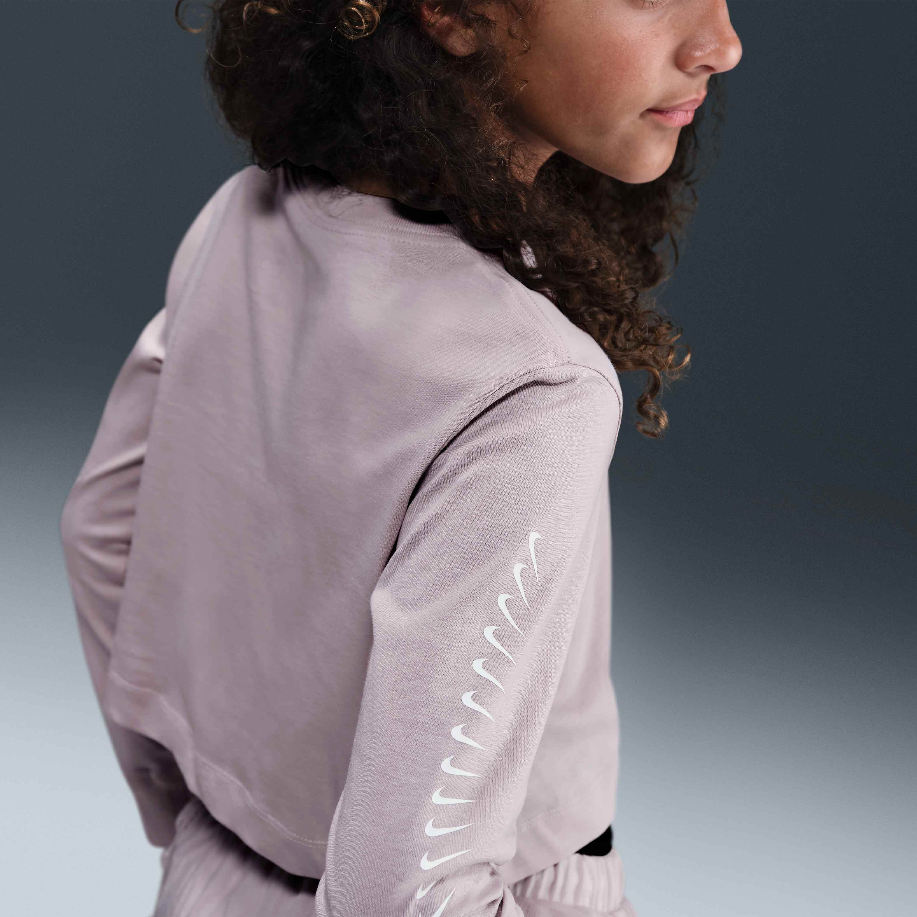 Nike Sportswear image number 1