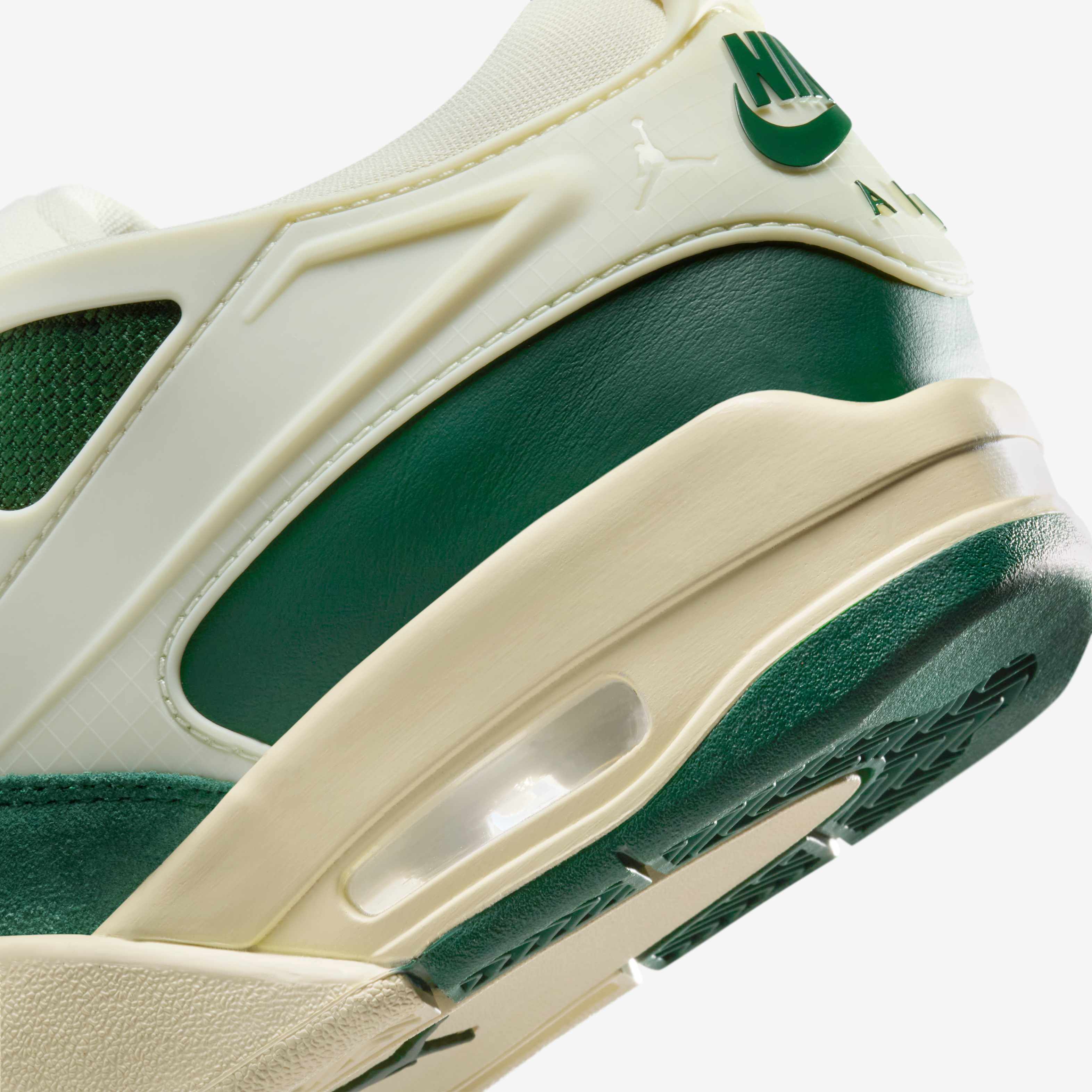 Air Jordan 4 RM image number 7