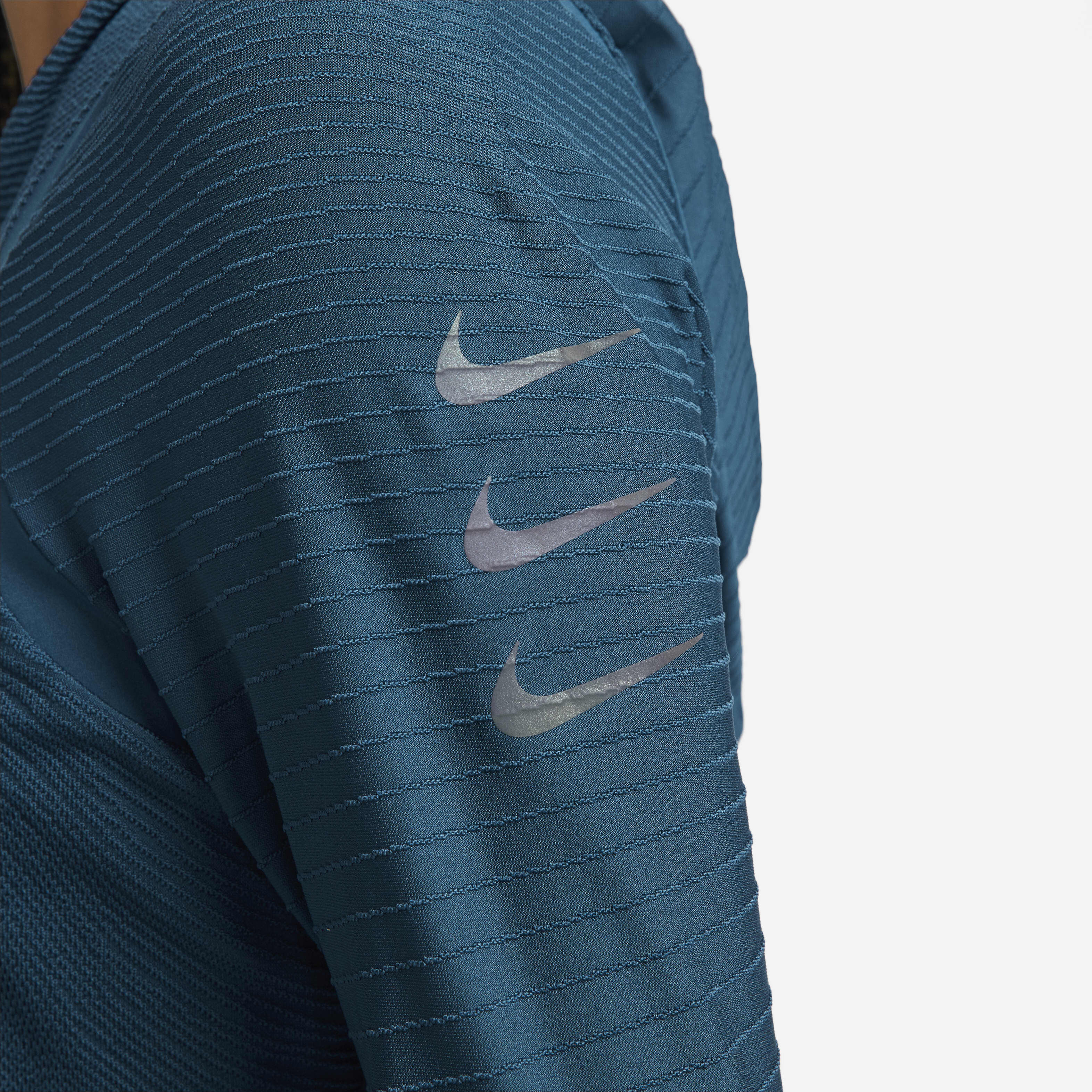 Nike Therma-FIT ADV Run Division image number 3