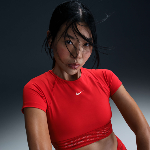 Sports Store-Nike, Nike Pro, Women's Dri-FIT Short-Sleeve Cropped Graphic Top