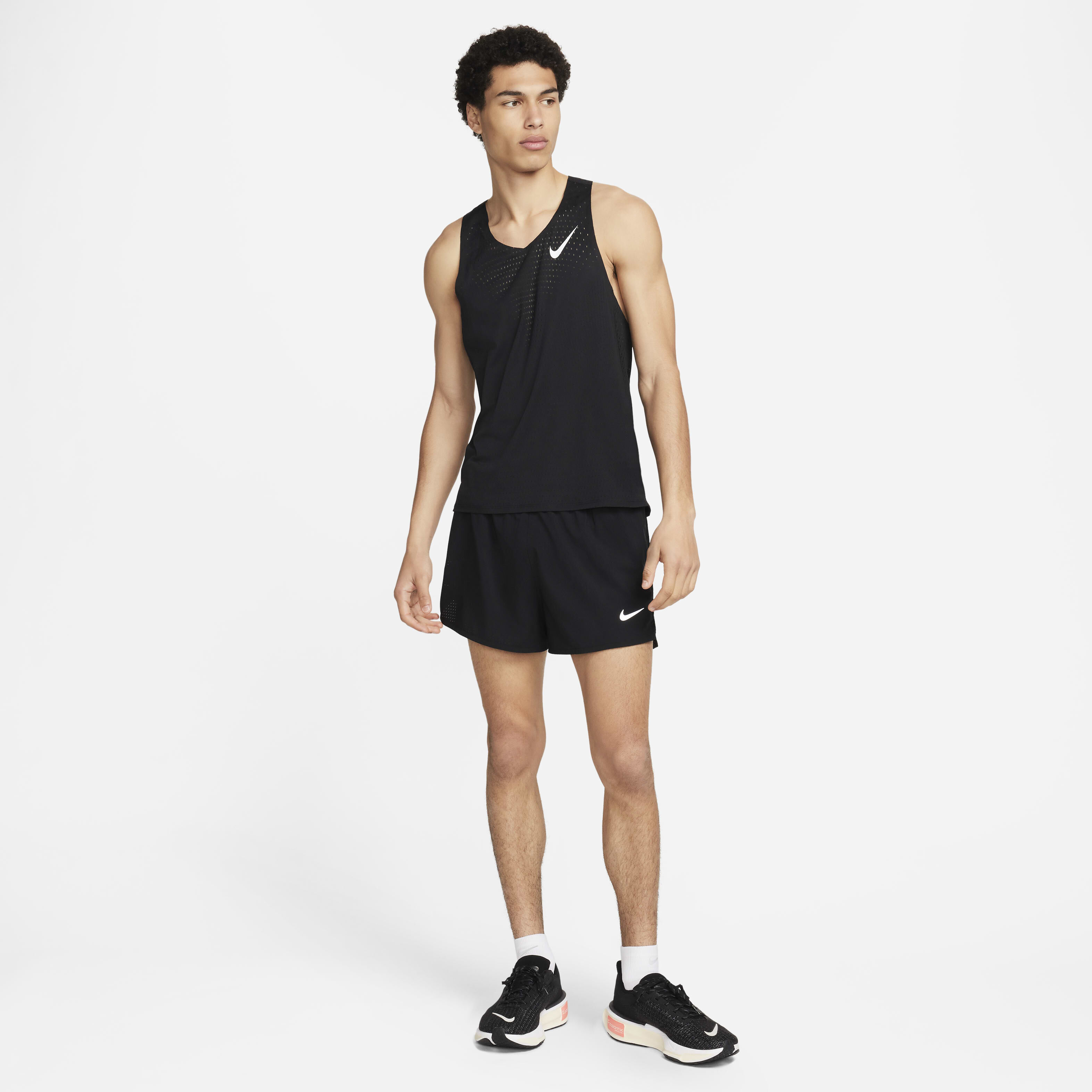 Buy Nike AeroSwift Men s Dri FIT ADV Running Vest Nike Saudi Official