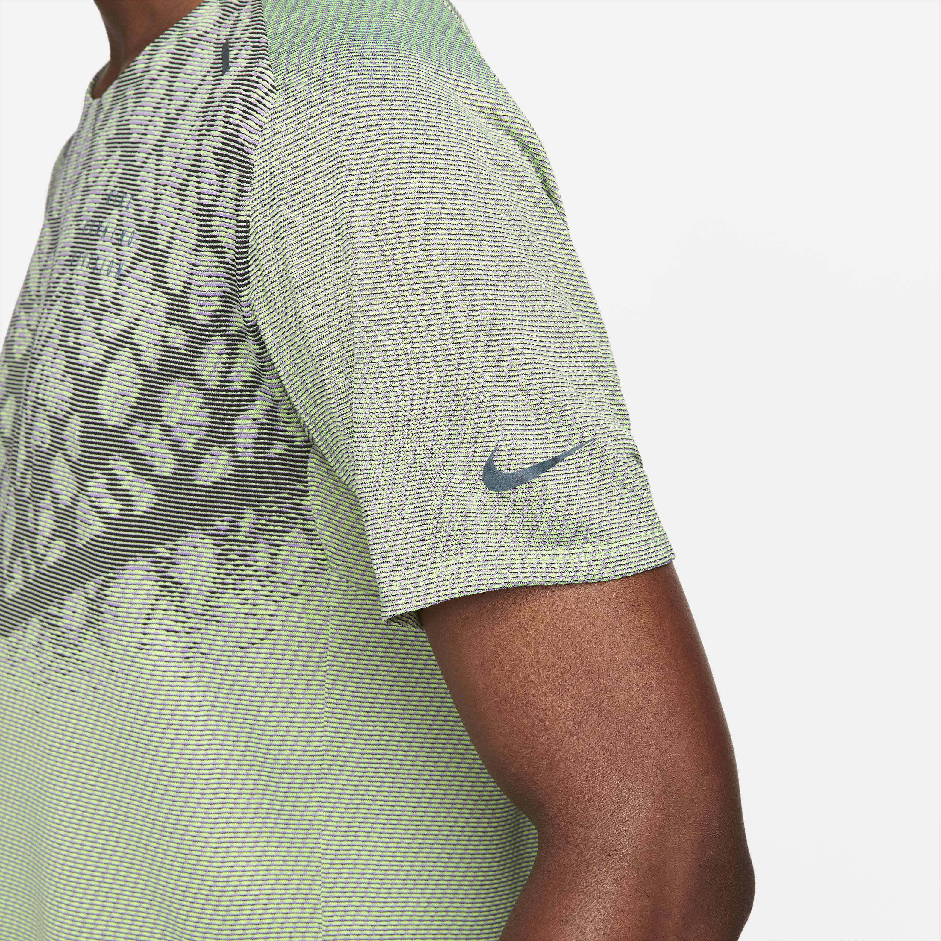 Nike Dri-FIT ADV Run Division TechKnit image number 4