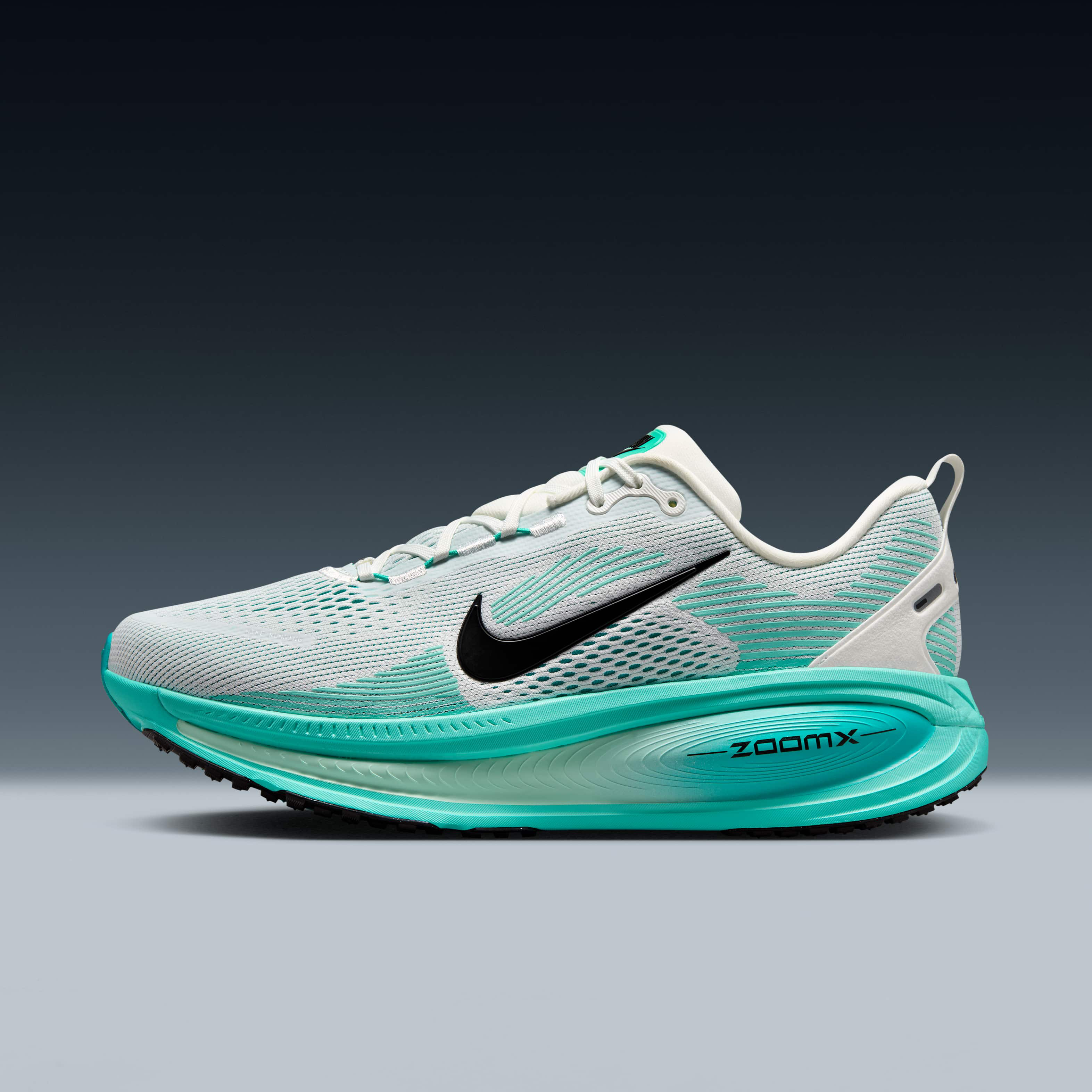 Nike Vomero 18 image number 0