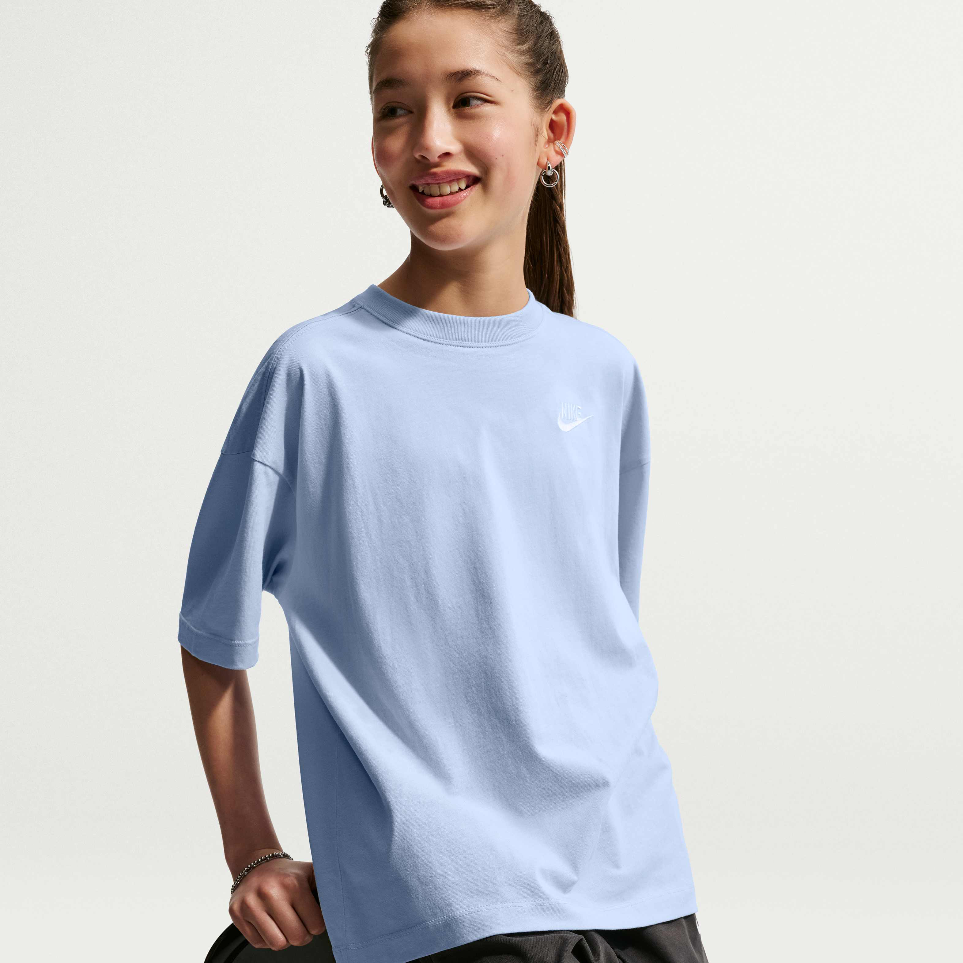 Nike Sportswear image number 2