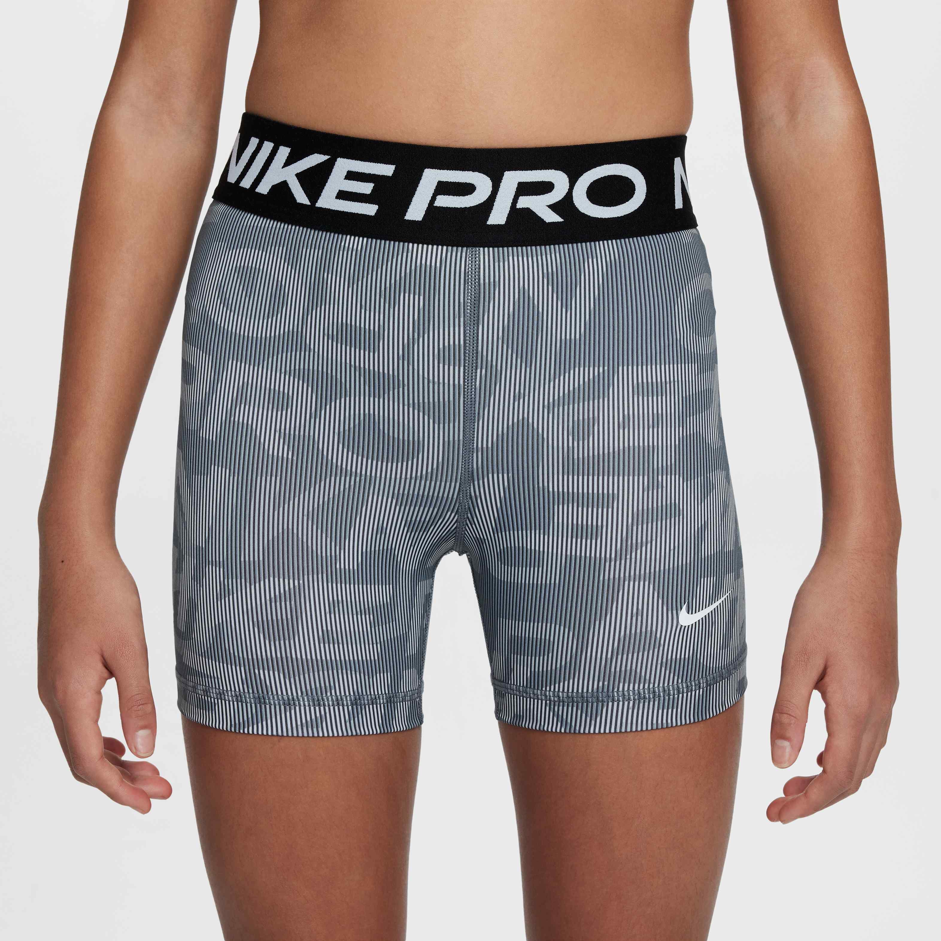 Nike Pro image number 1