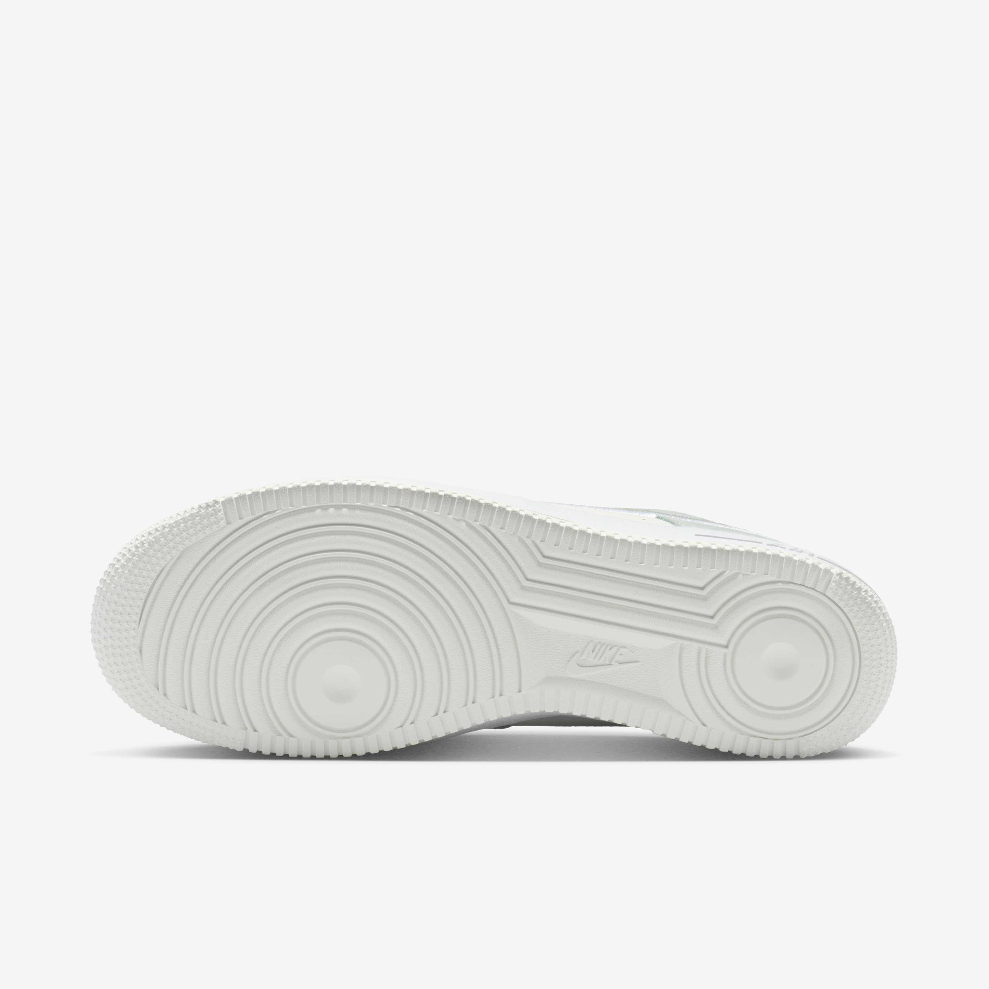 Nike Air Force 1 '07 LV8 image number 1