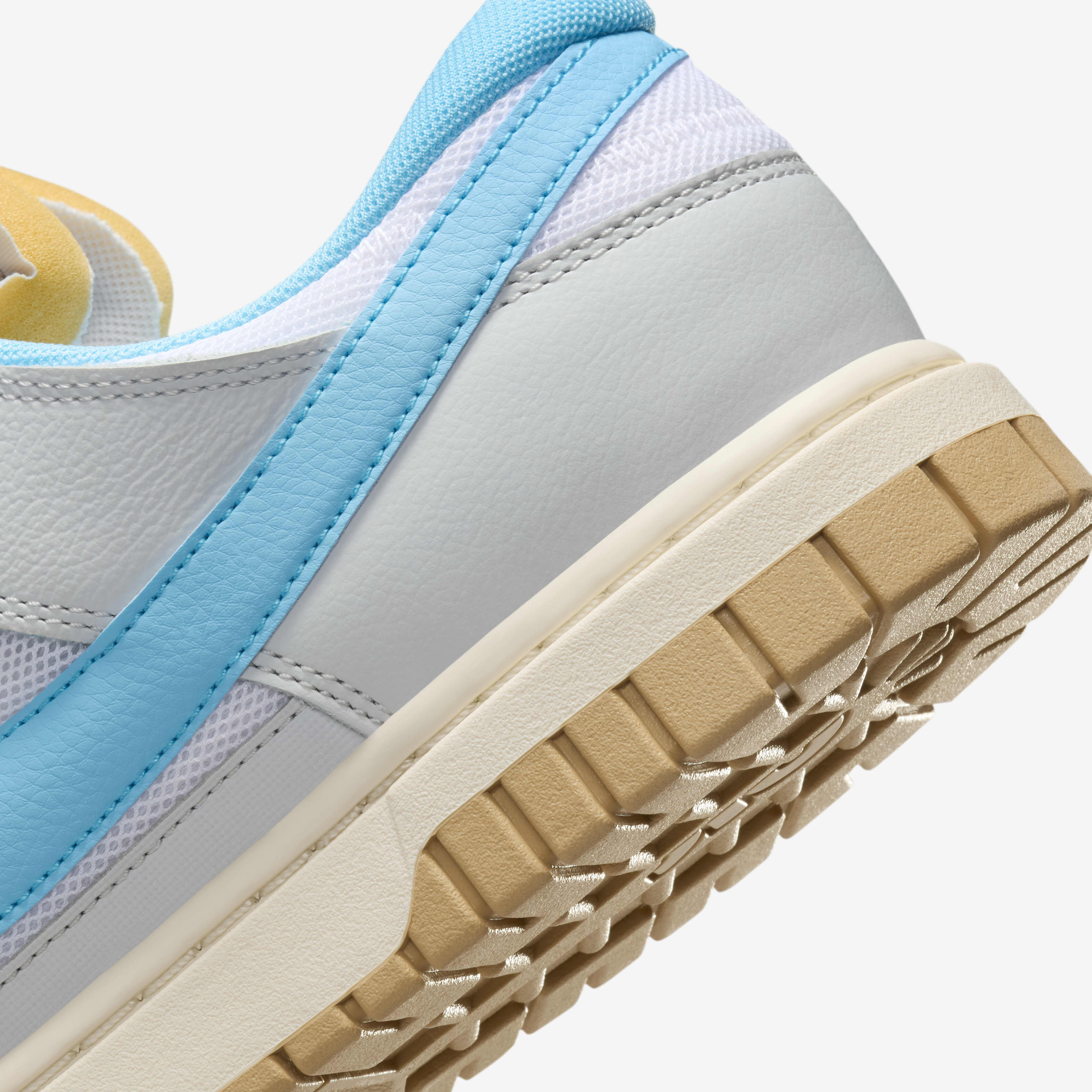 Nike Air Dunk Jumbo image number 7