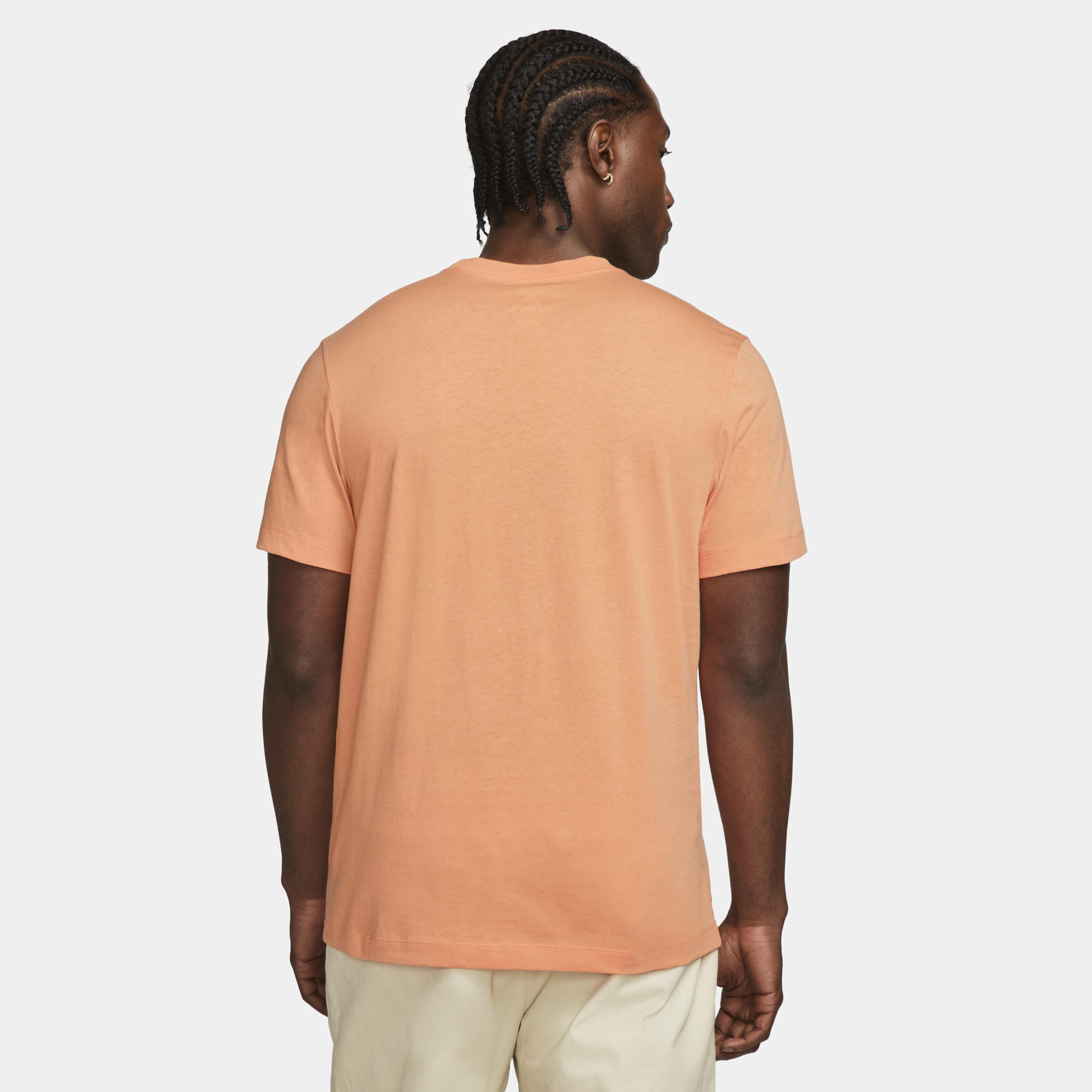 نايكي سبورتسوير كلوب image number 1