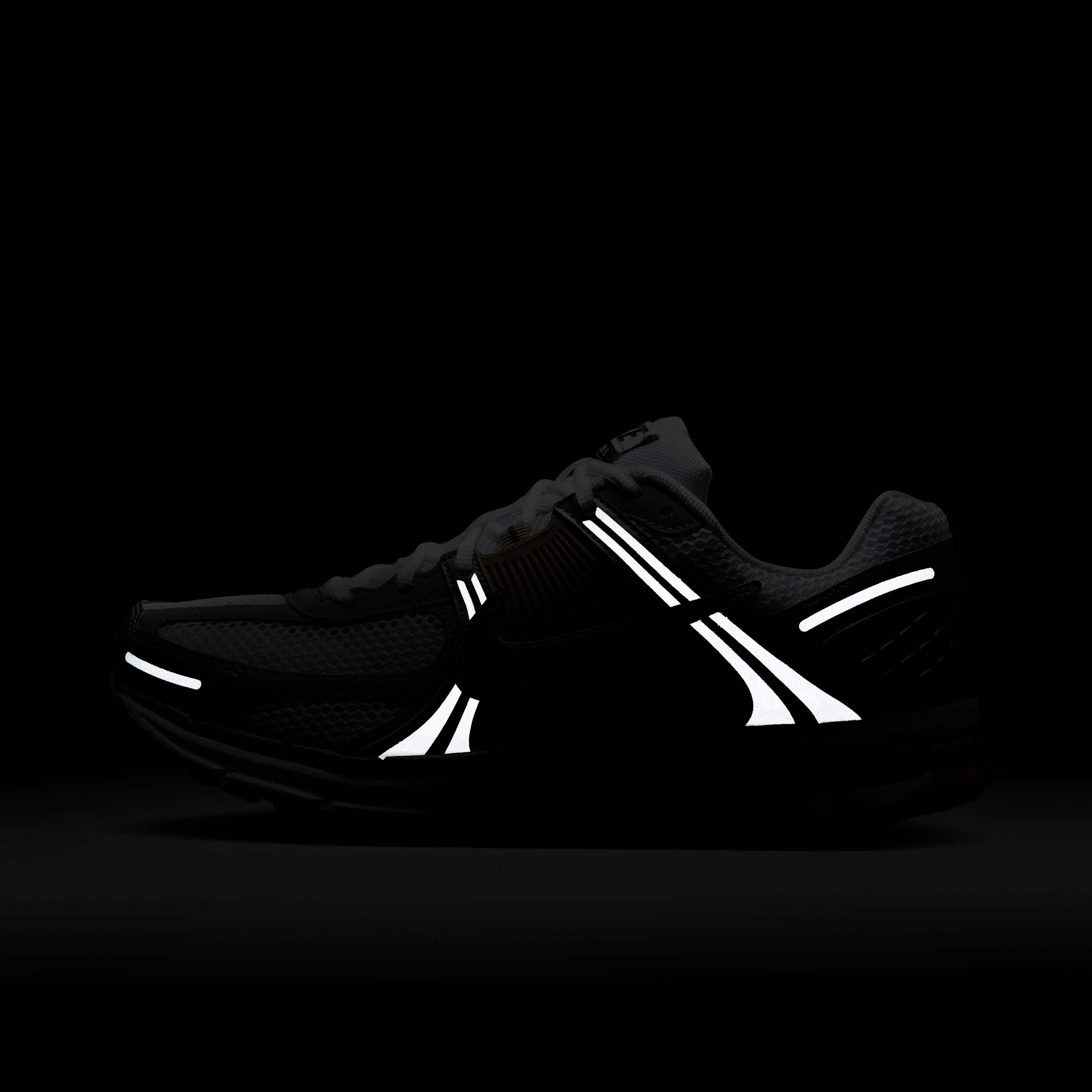 シューズ・サンダルその他 Nike zoom vomero 5 mens shoes HQ3643-019 s-l400.jpg