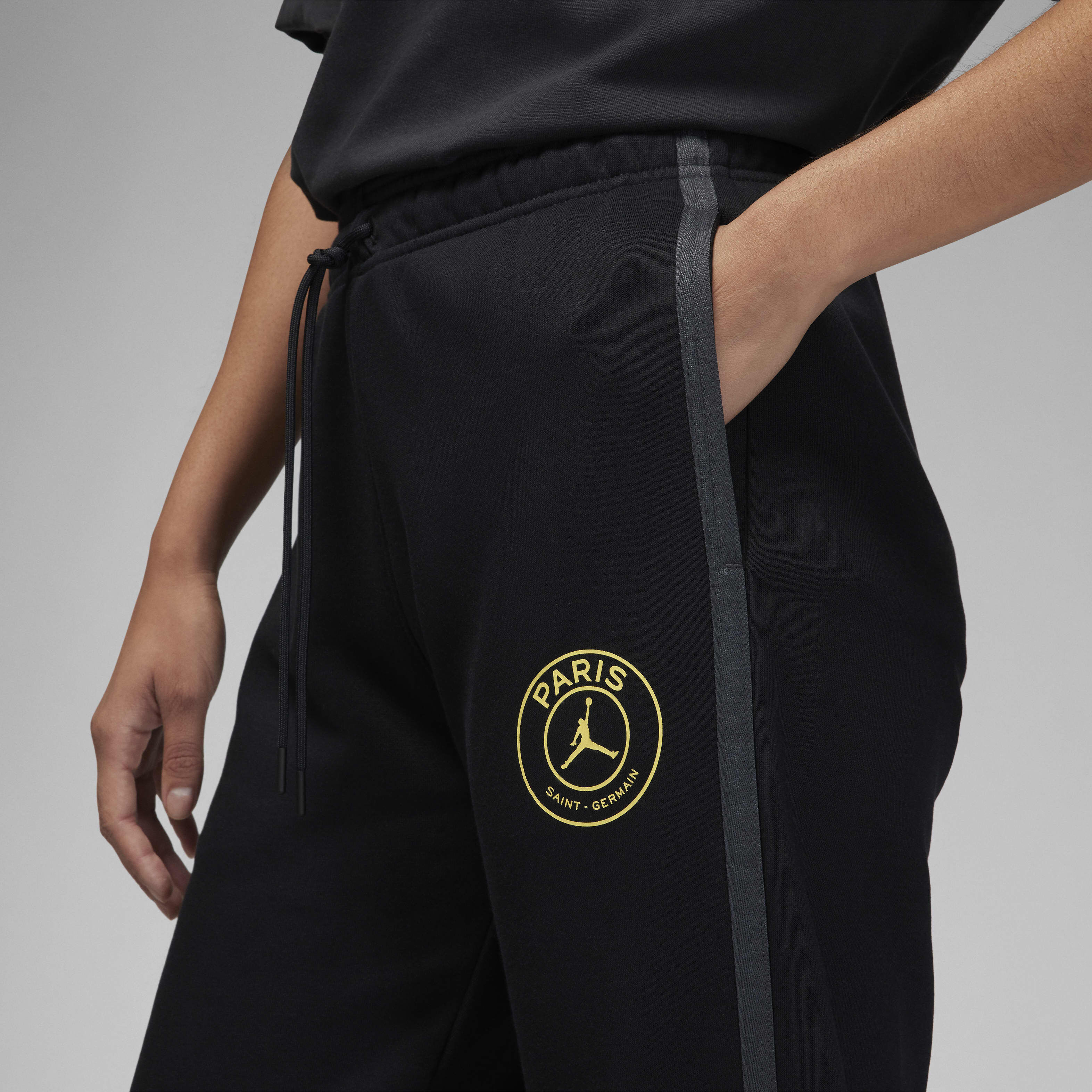 Buy Paris Saint-Germain Brooklyn Fleece Women's Jordan