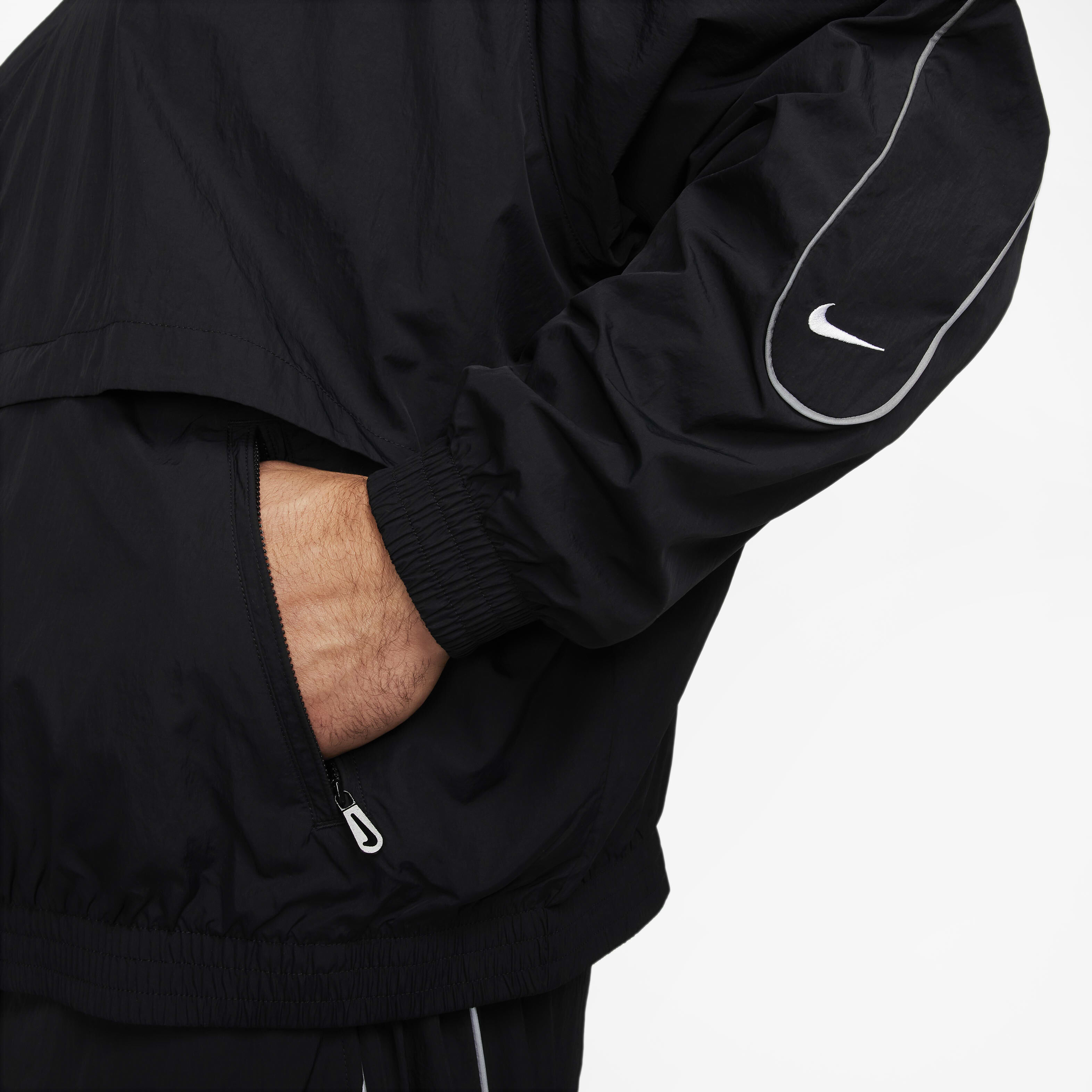 【美品】NIKE Solo Swoosh Woven Track Jacket Nike Sportswear Solo Swoosh Men's Woven Track Jacket. Nike.com