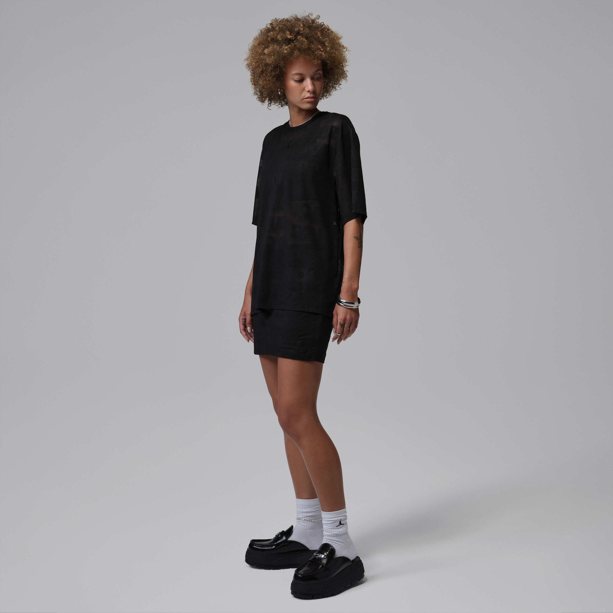 Zoom image
