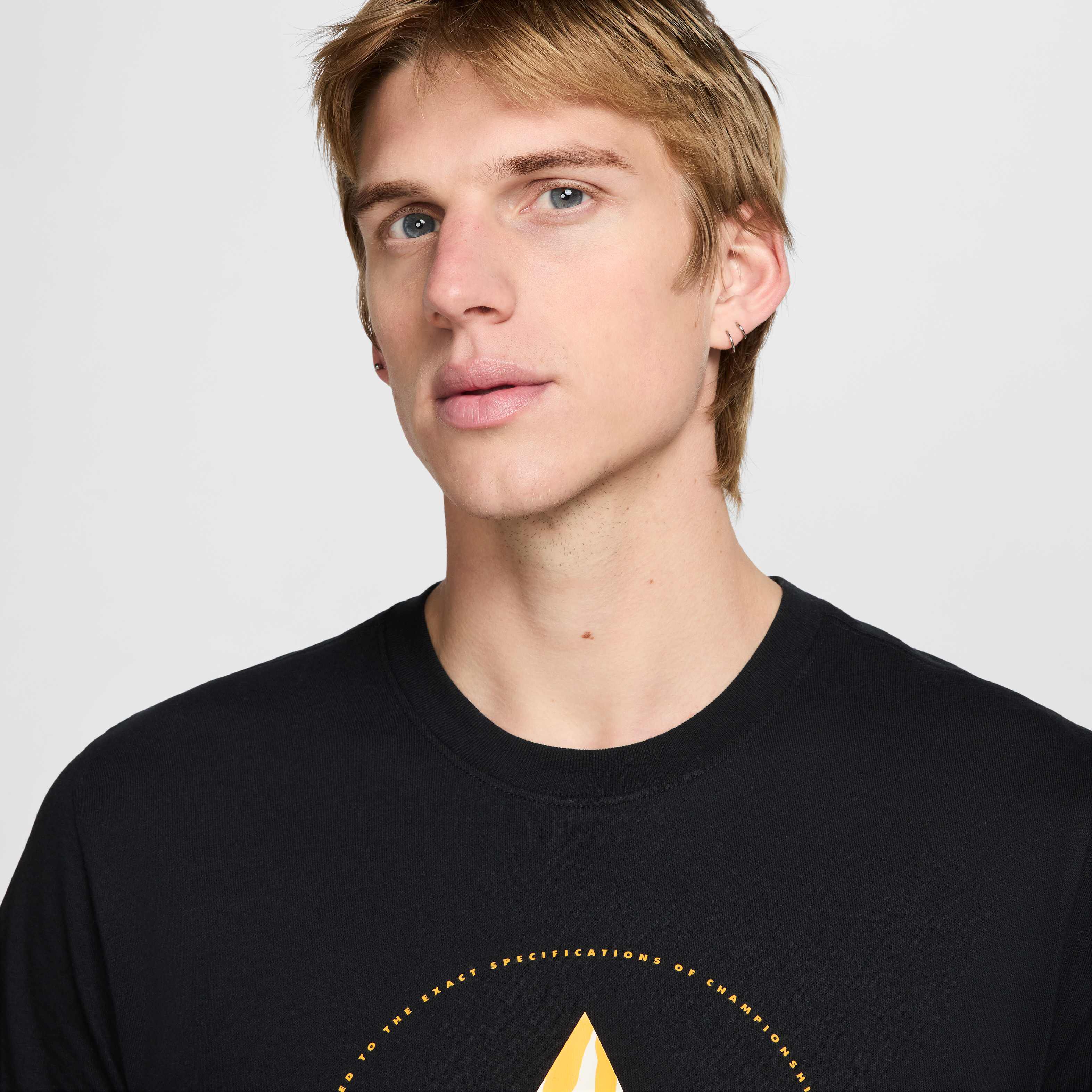 Nike Sportswear image number 2