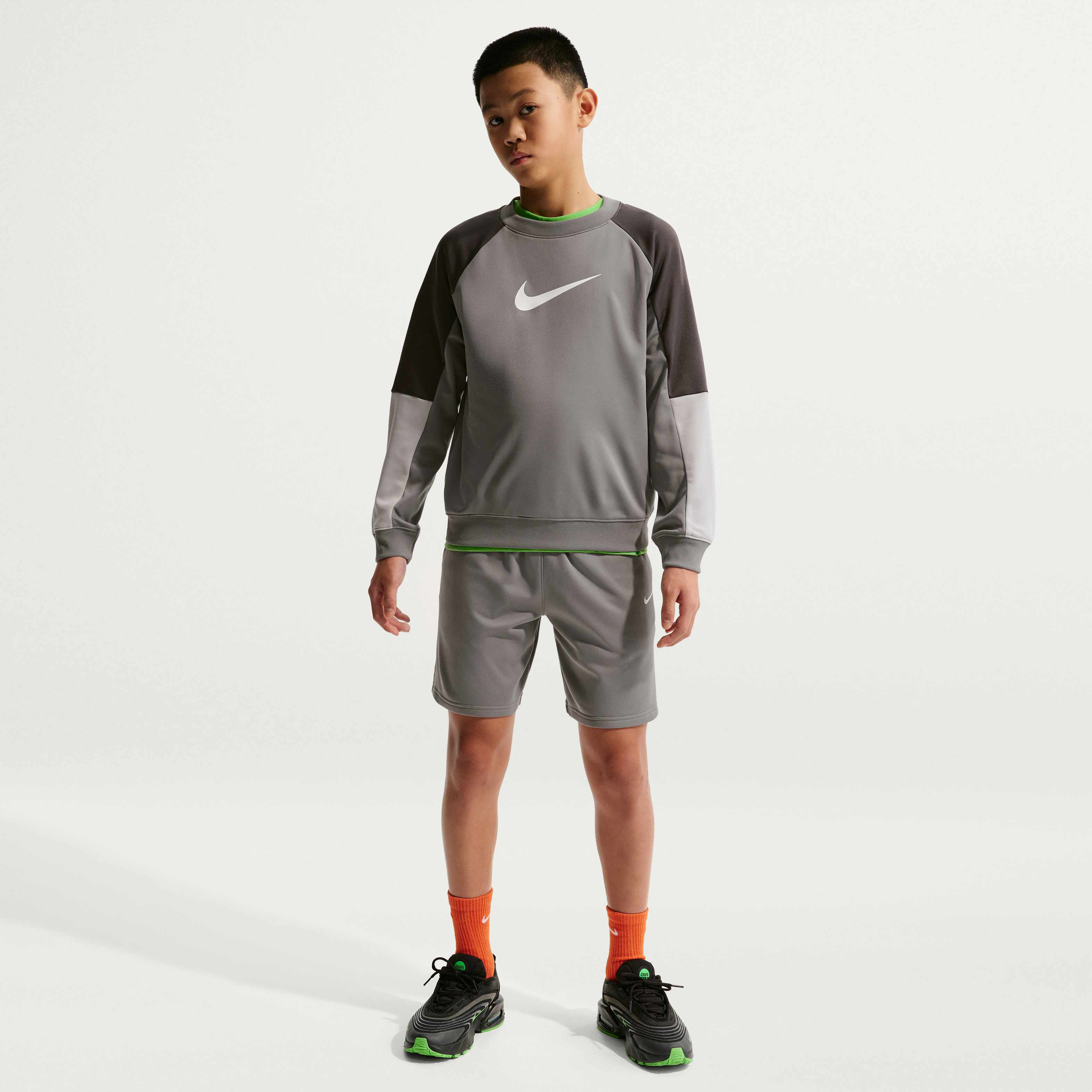 Nike Sportswear image number 0