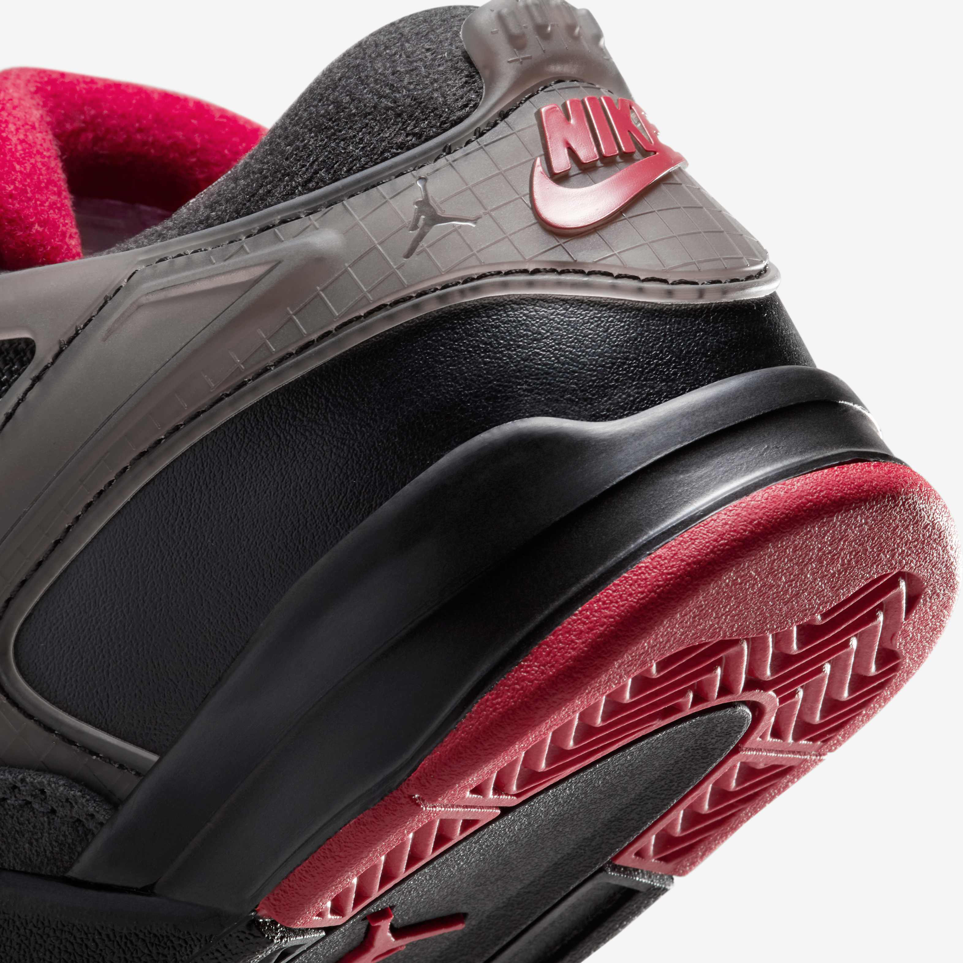 جوردن 4 ار ام image number 7