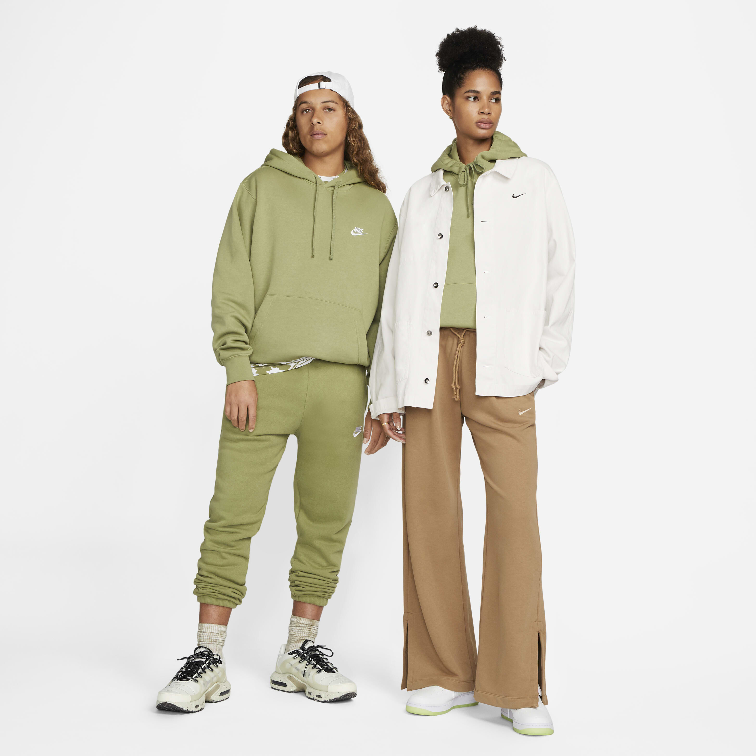 نايكي سبورتسوير كلوب فليس image number 5