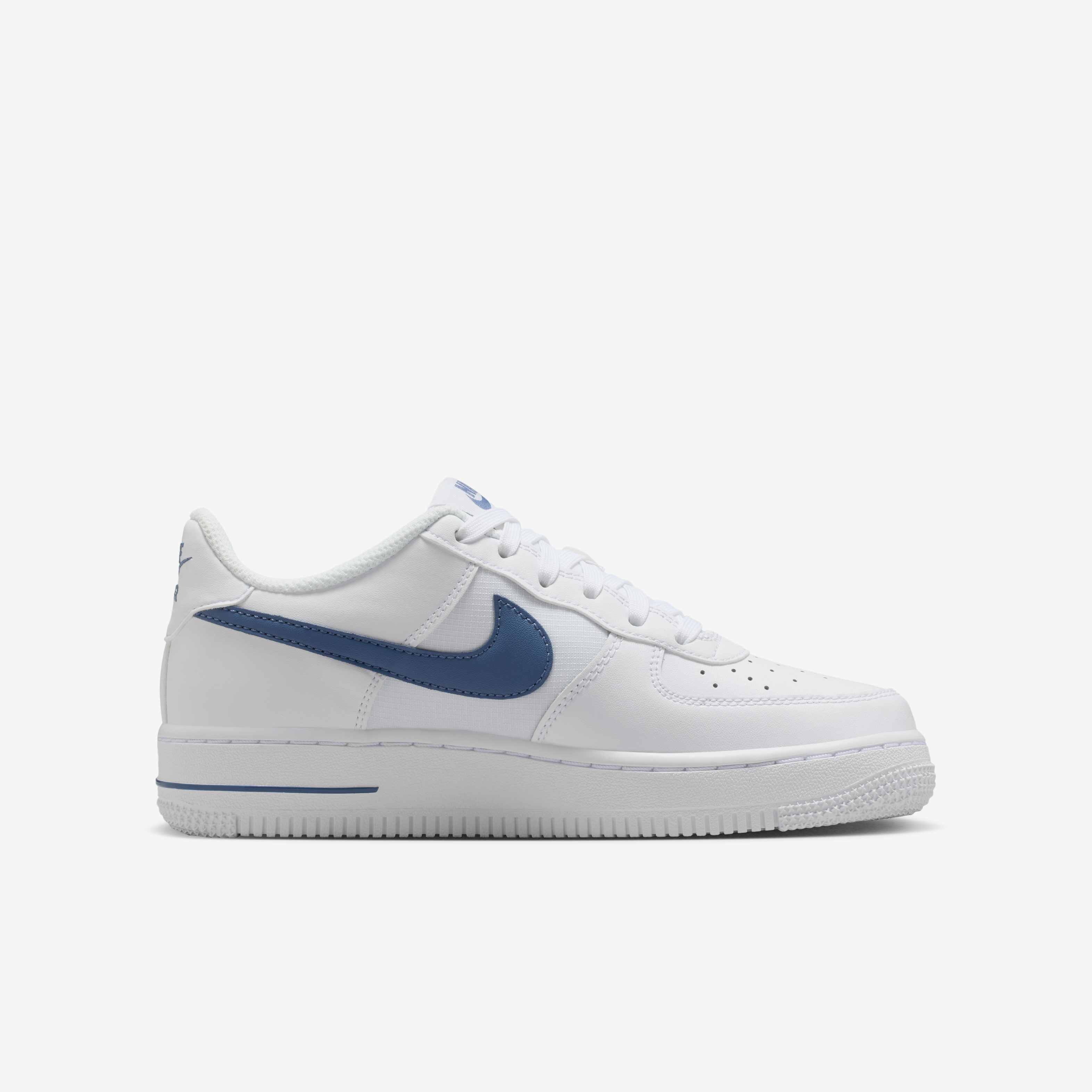 Nike Air Force 1 image number 2