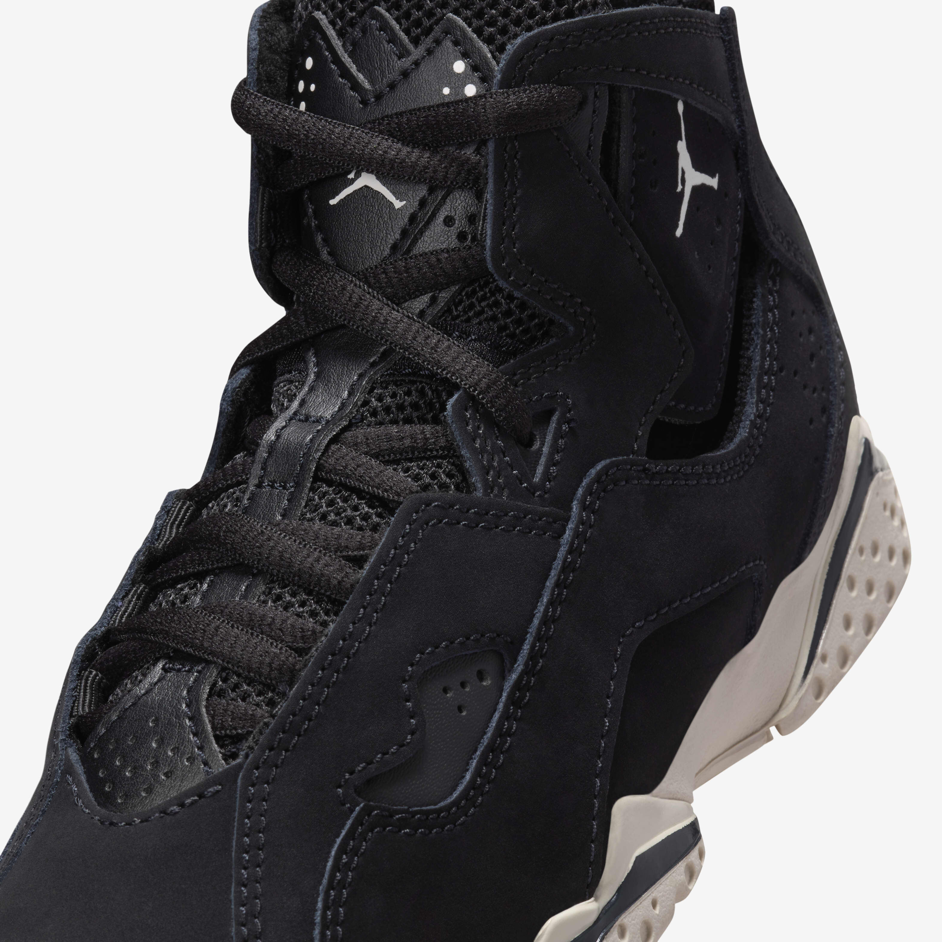 جوردن ترو فلايت image number 6