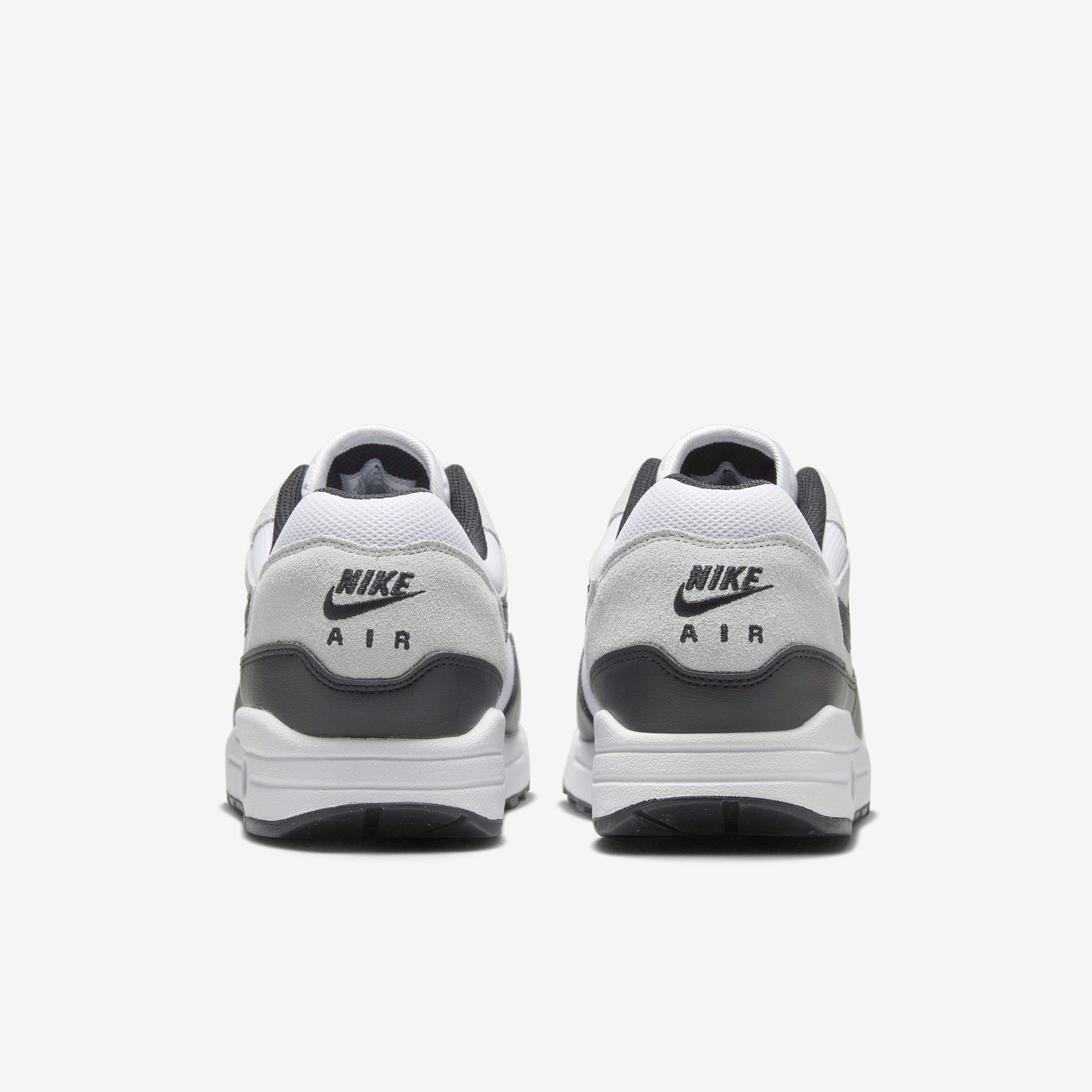 Nike Air Max 1 Essential image number 5