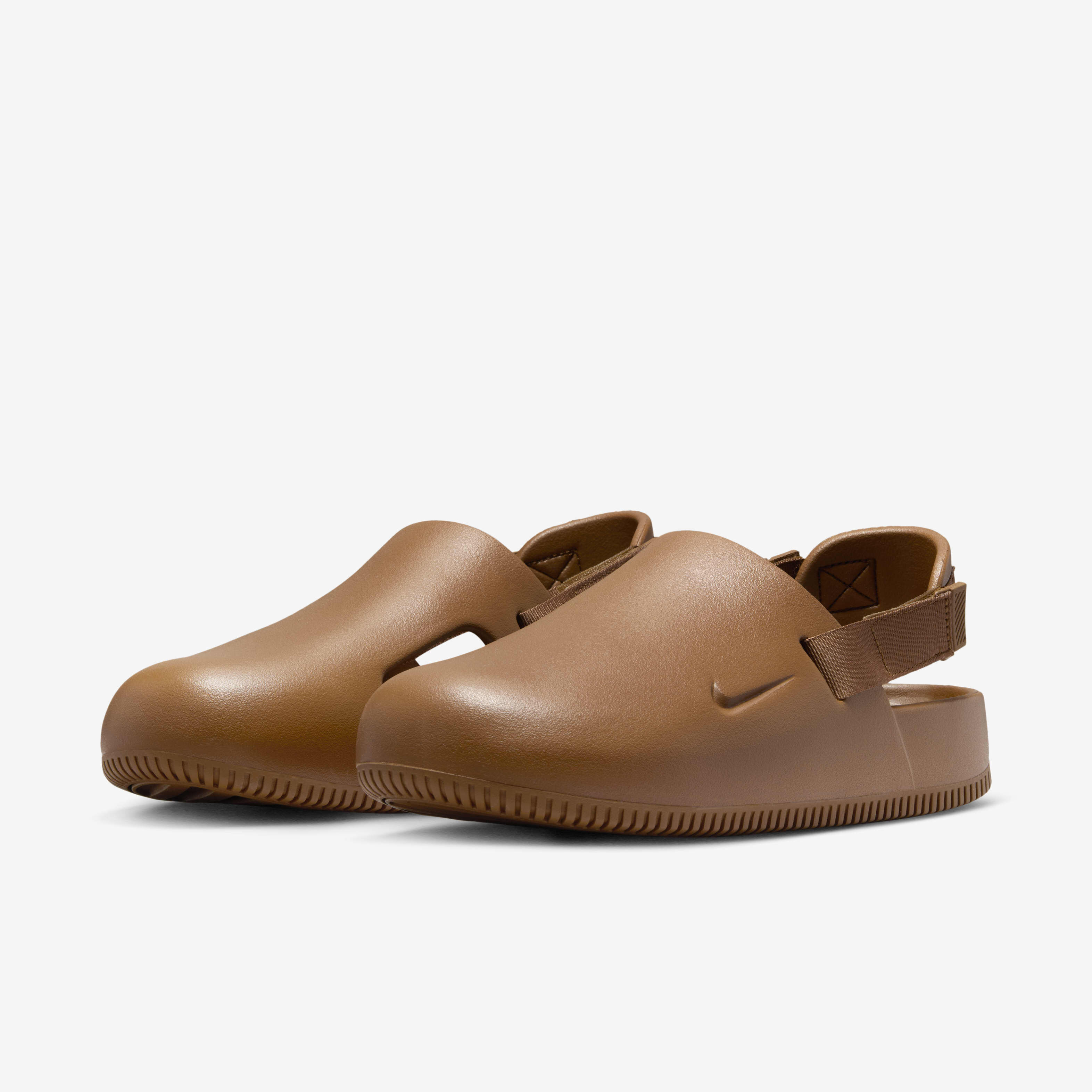 Buy Nike Calm Men's Mules - Light British Tan/Light British Tan | Nike  Saudi Official