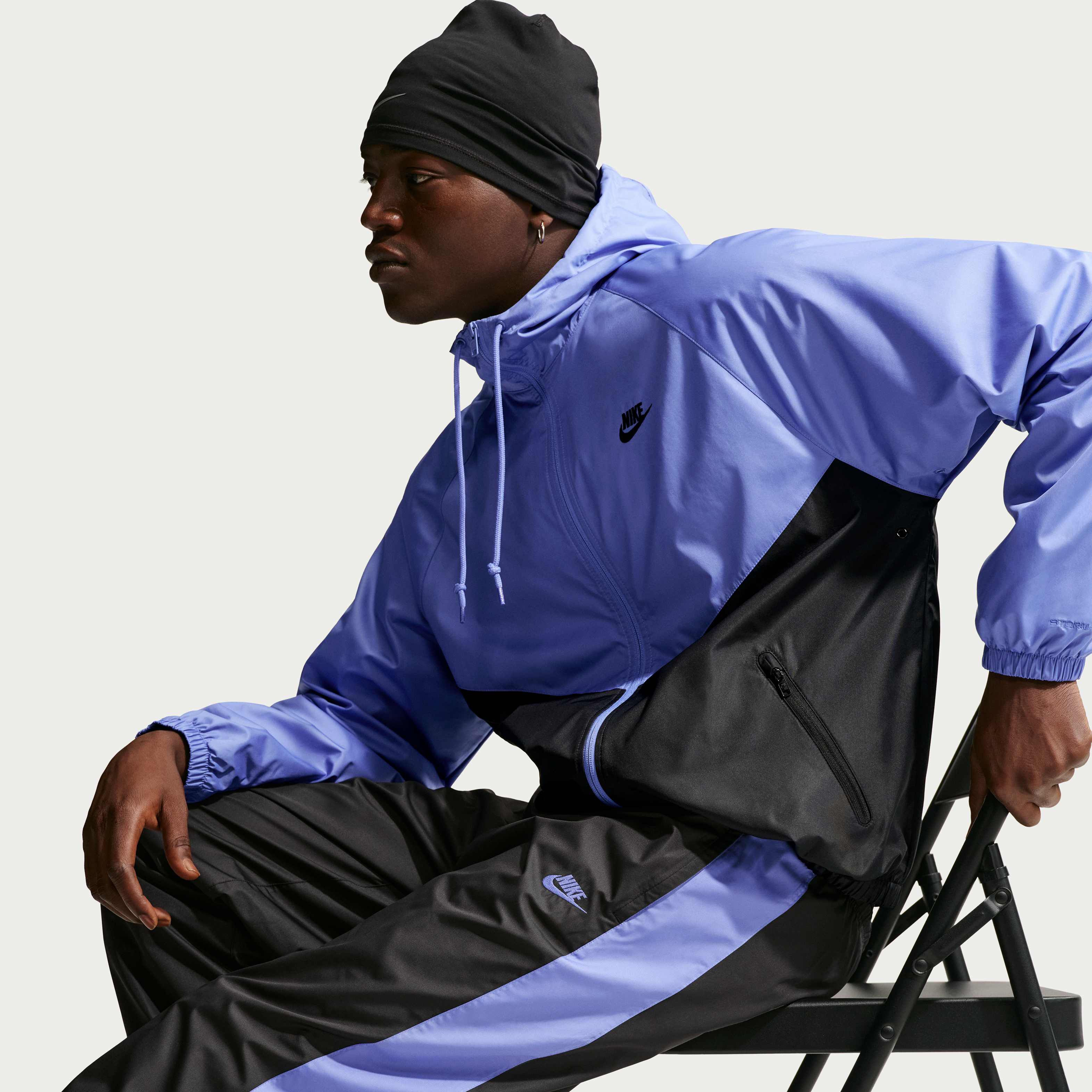Nike Windrunner image number 3
