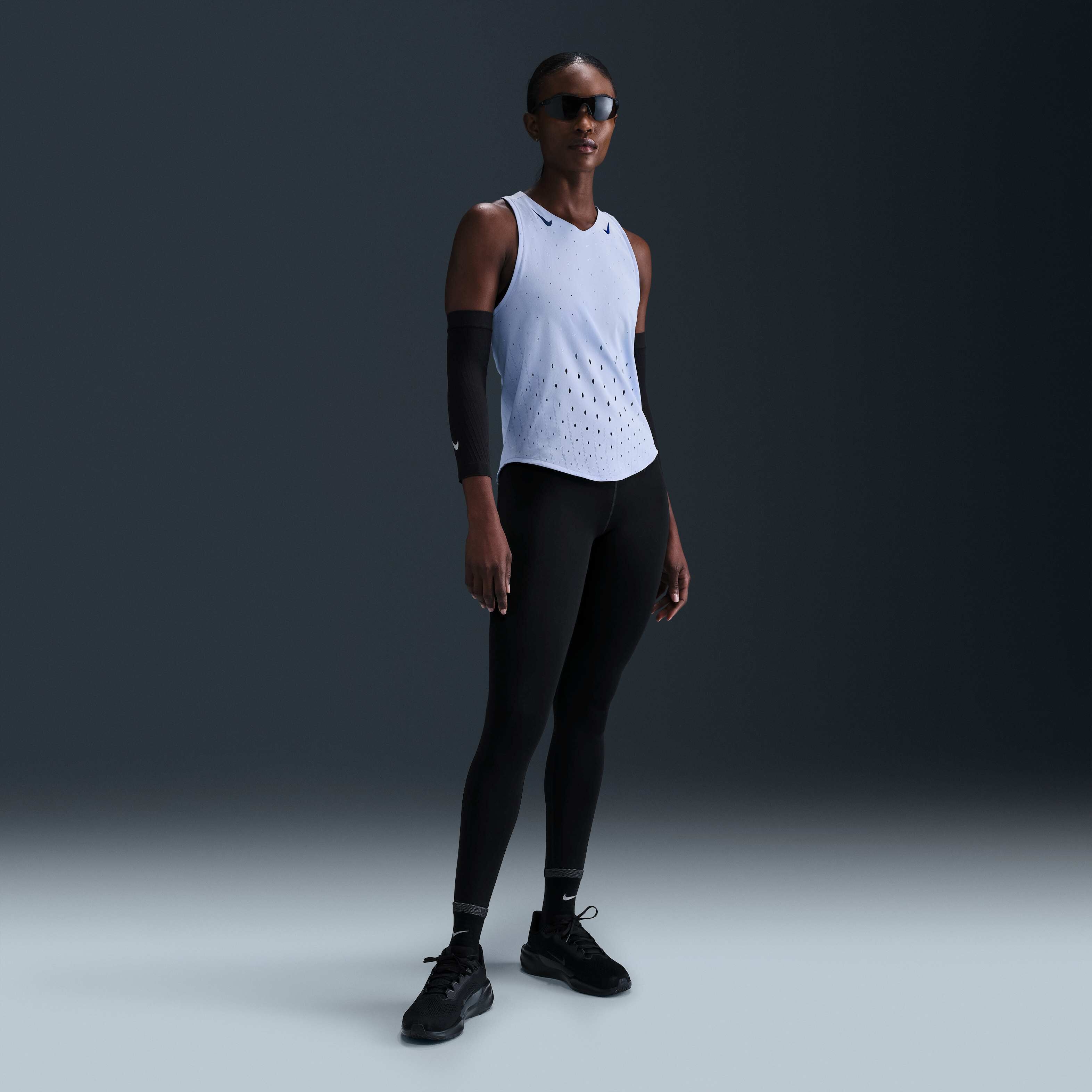 Nike AeroSwift image number 3