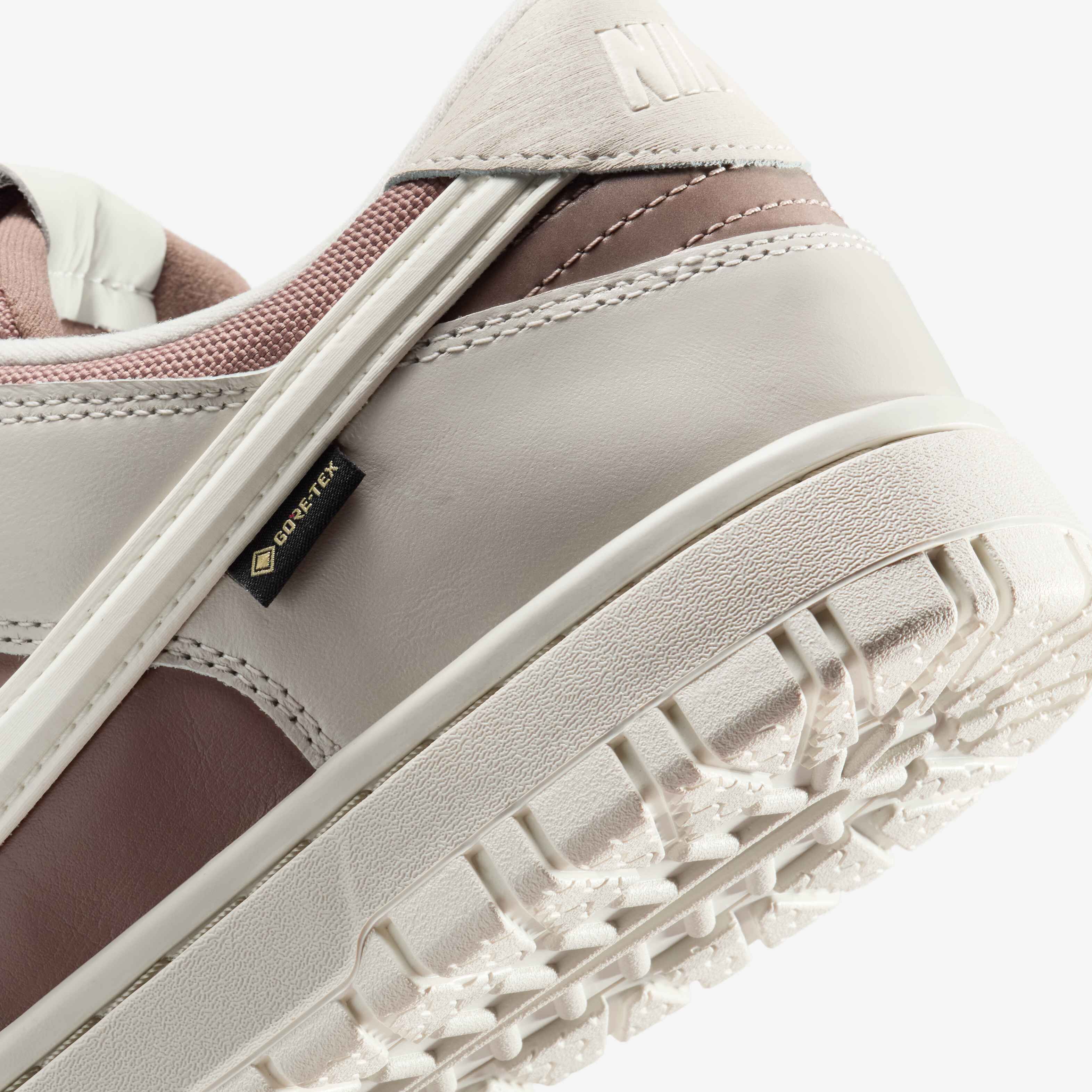 Nike Dunk Low GORE-TEX image number 7