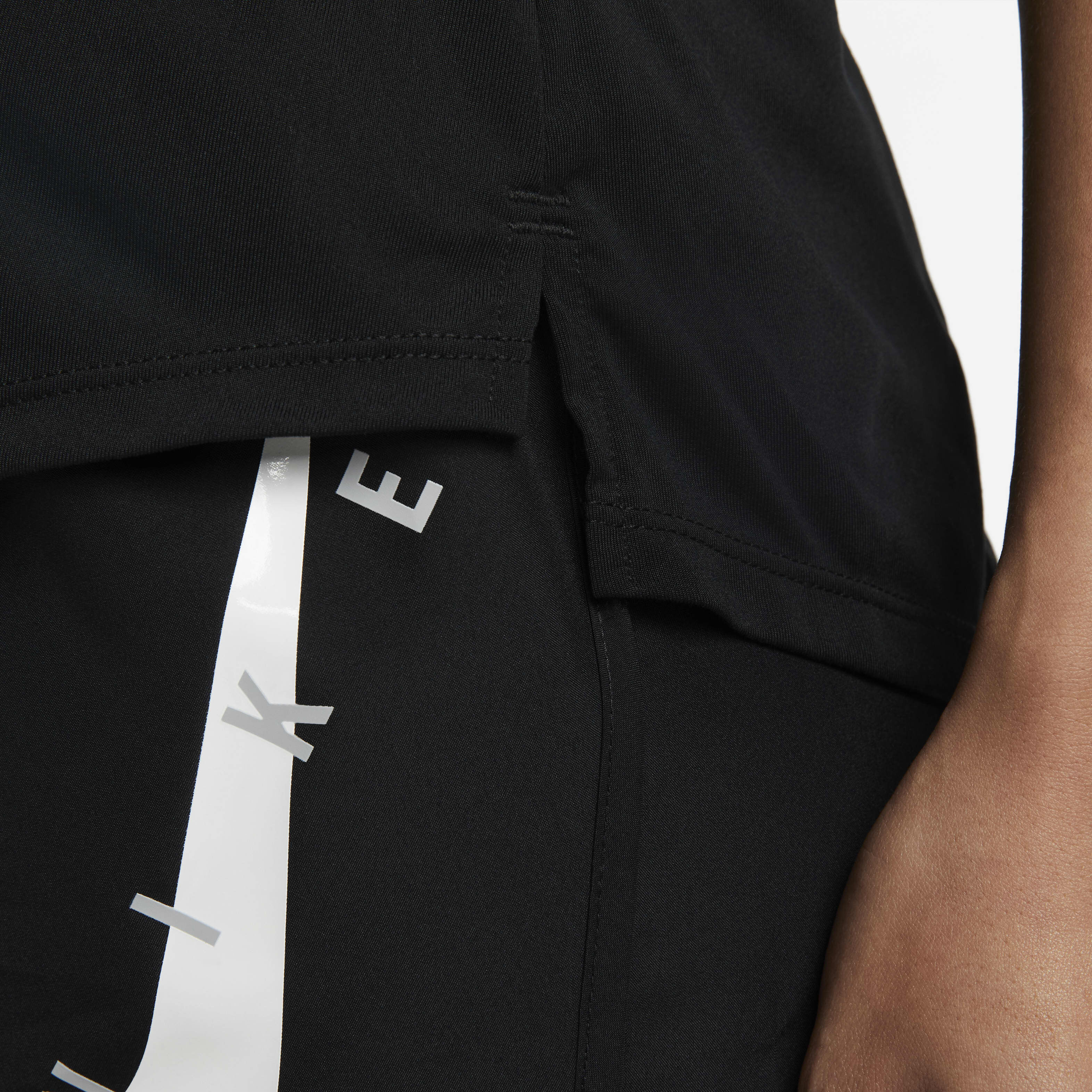 Nike Swoosh Run image number 3