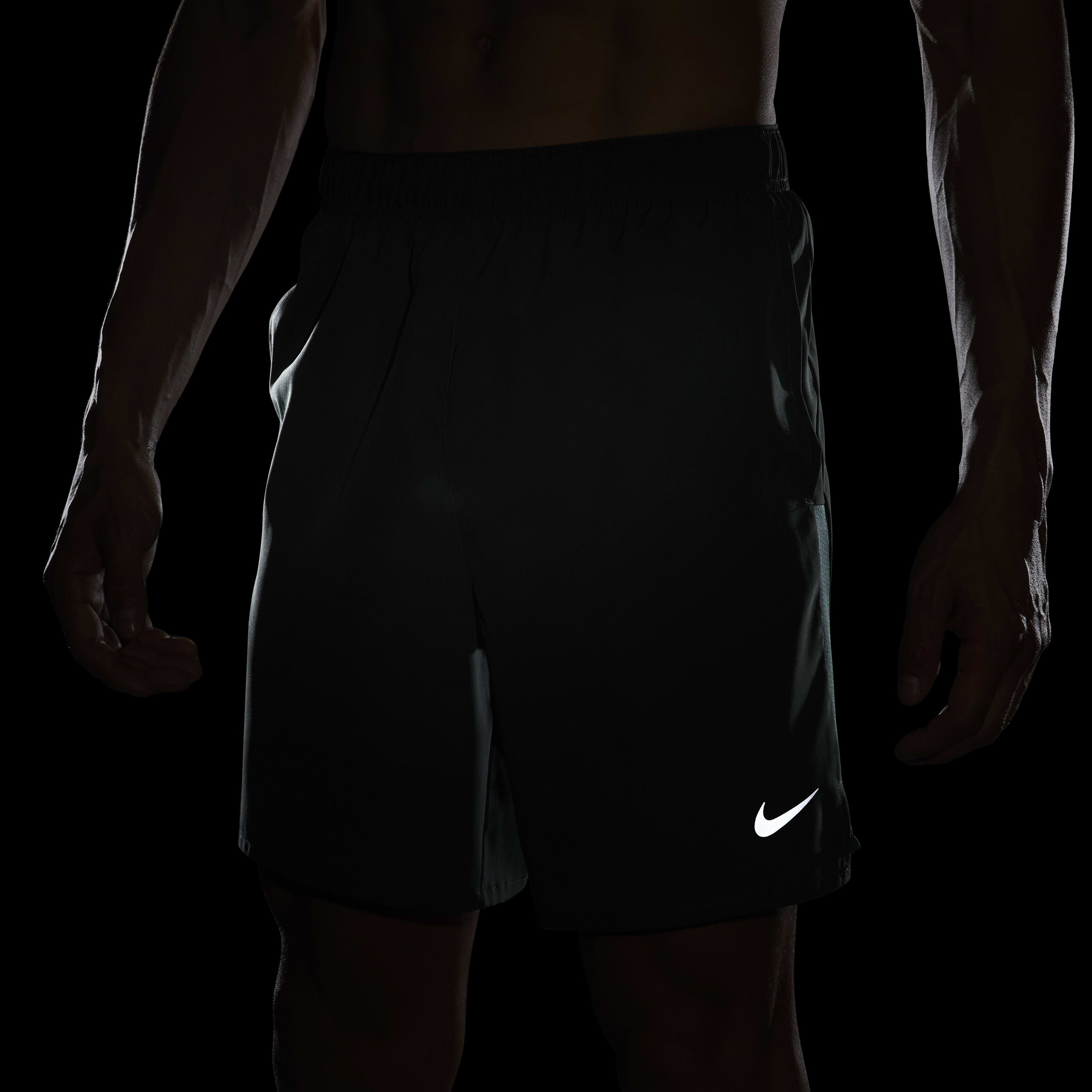 نايكي تشالنجر image number 9