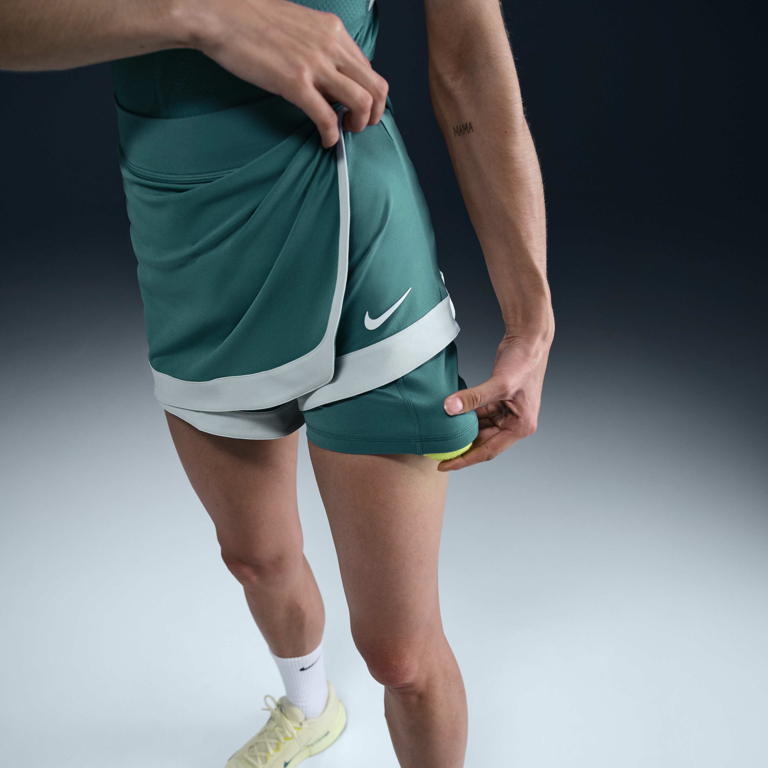 نايكي كورت سلام image number 5