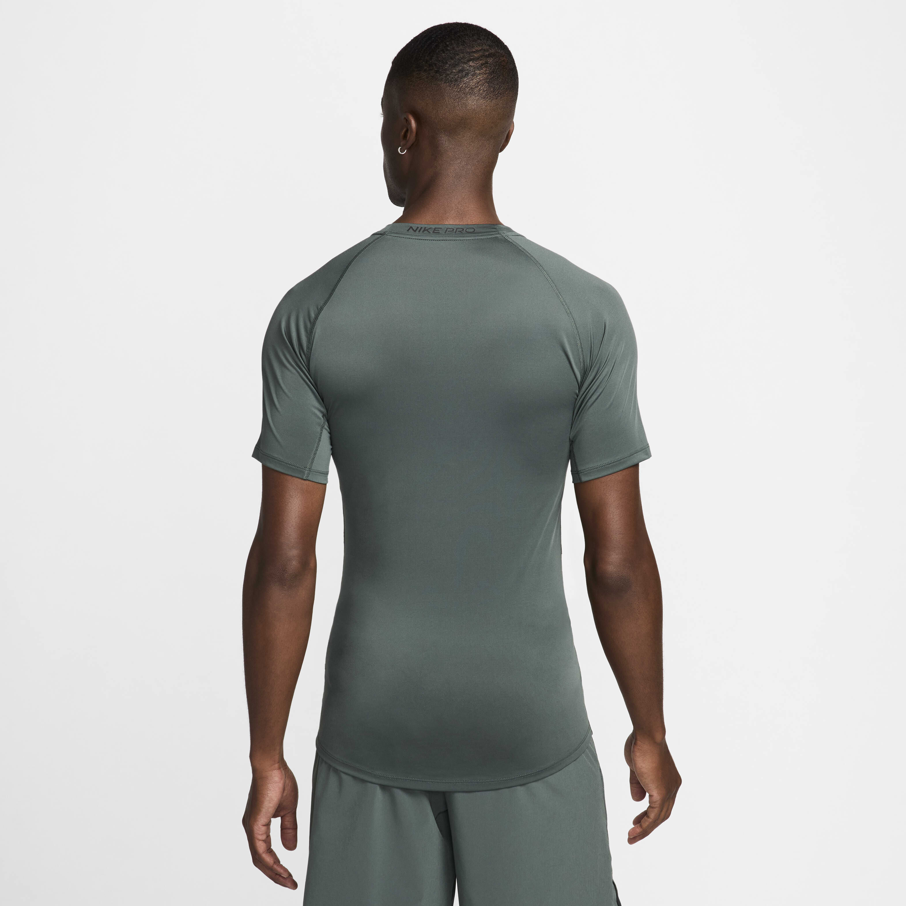 Nike Pro image number 1