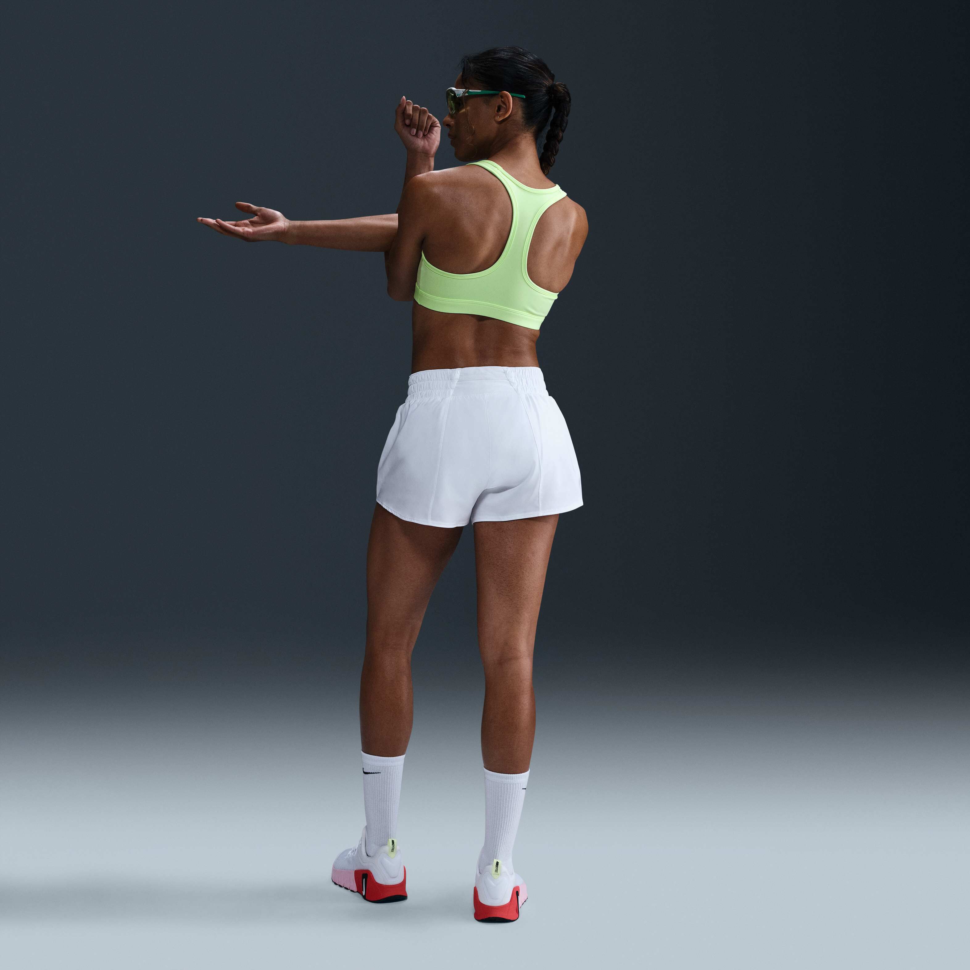 نايكي سووش بدعم متوسط image number 4