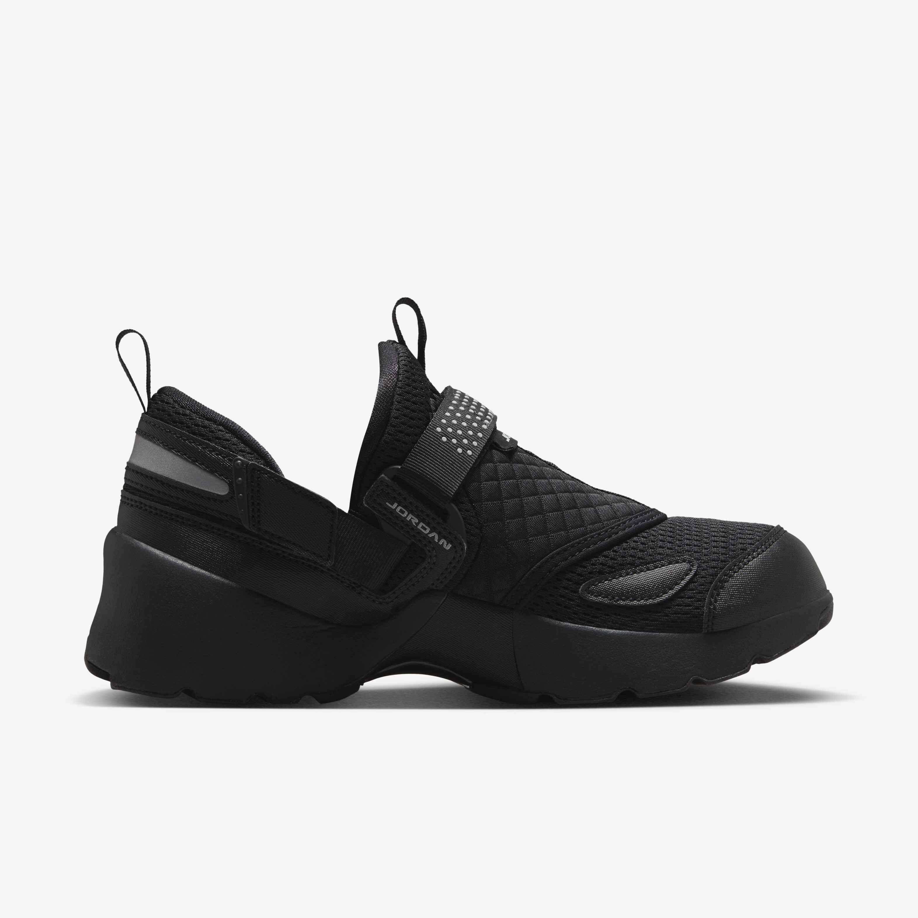 Jordan Trunner LX image number 2