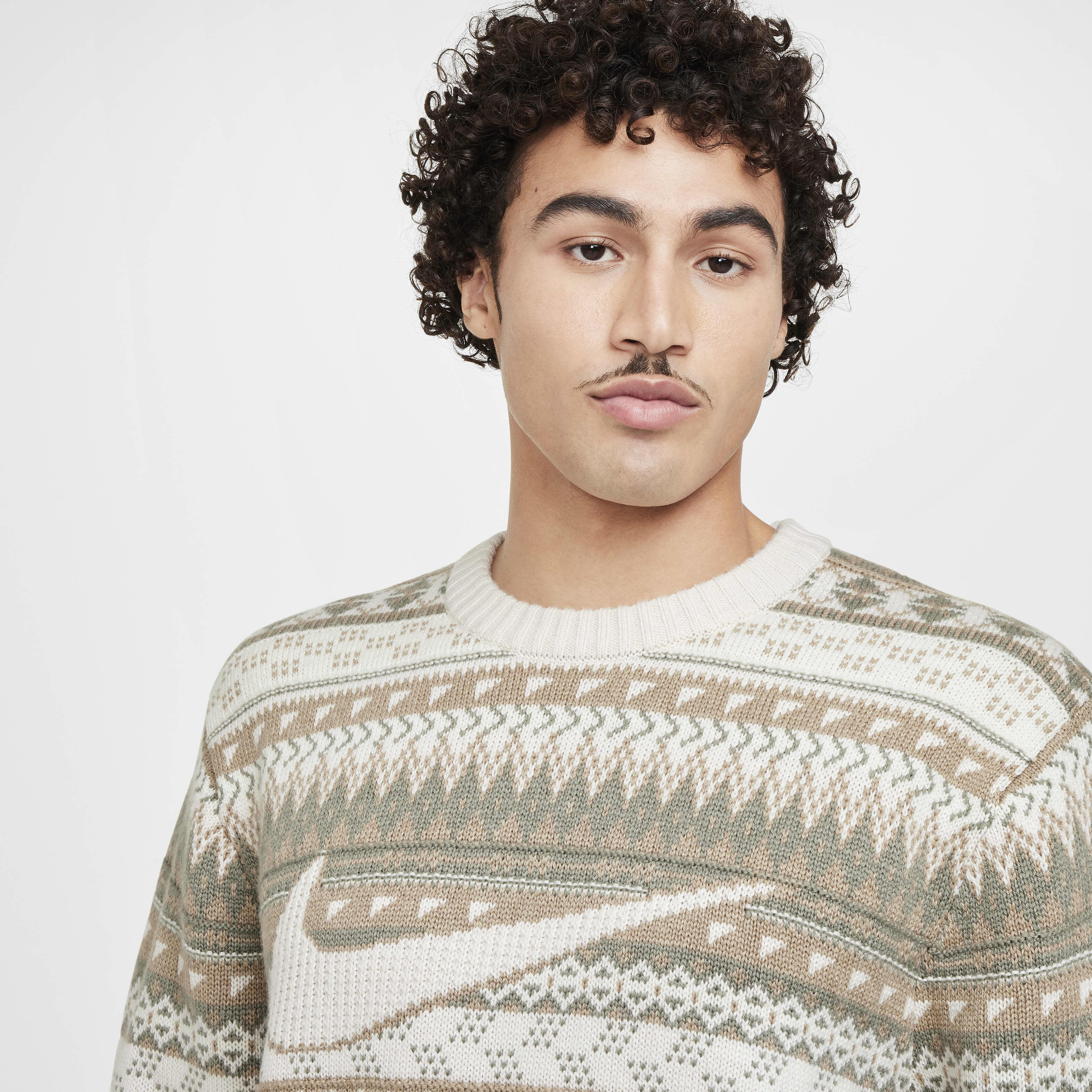★韓国の人気【NIKE】★LIFE FAIR ISLE SWOOSH セーター★ org.jpg