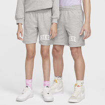 Nike Sportswear Club