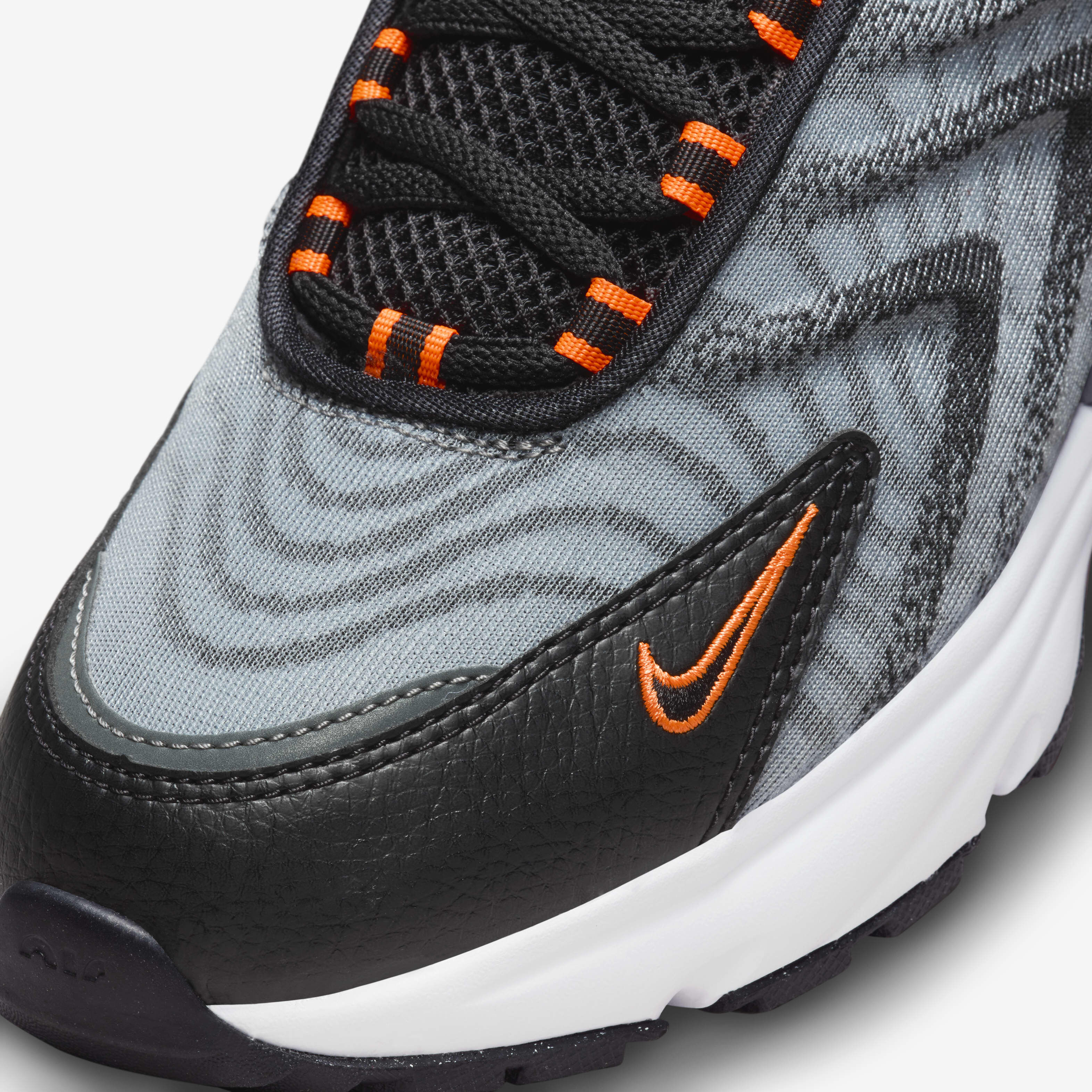 Nike Air Max TW Next Nature image number 6