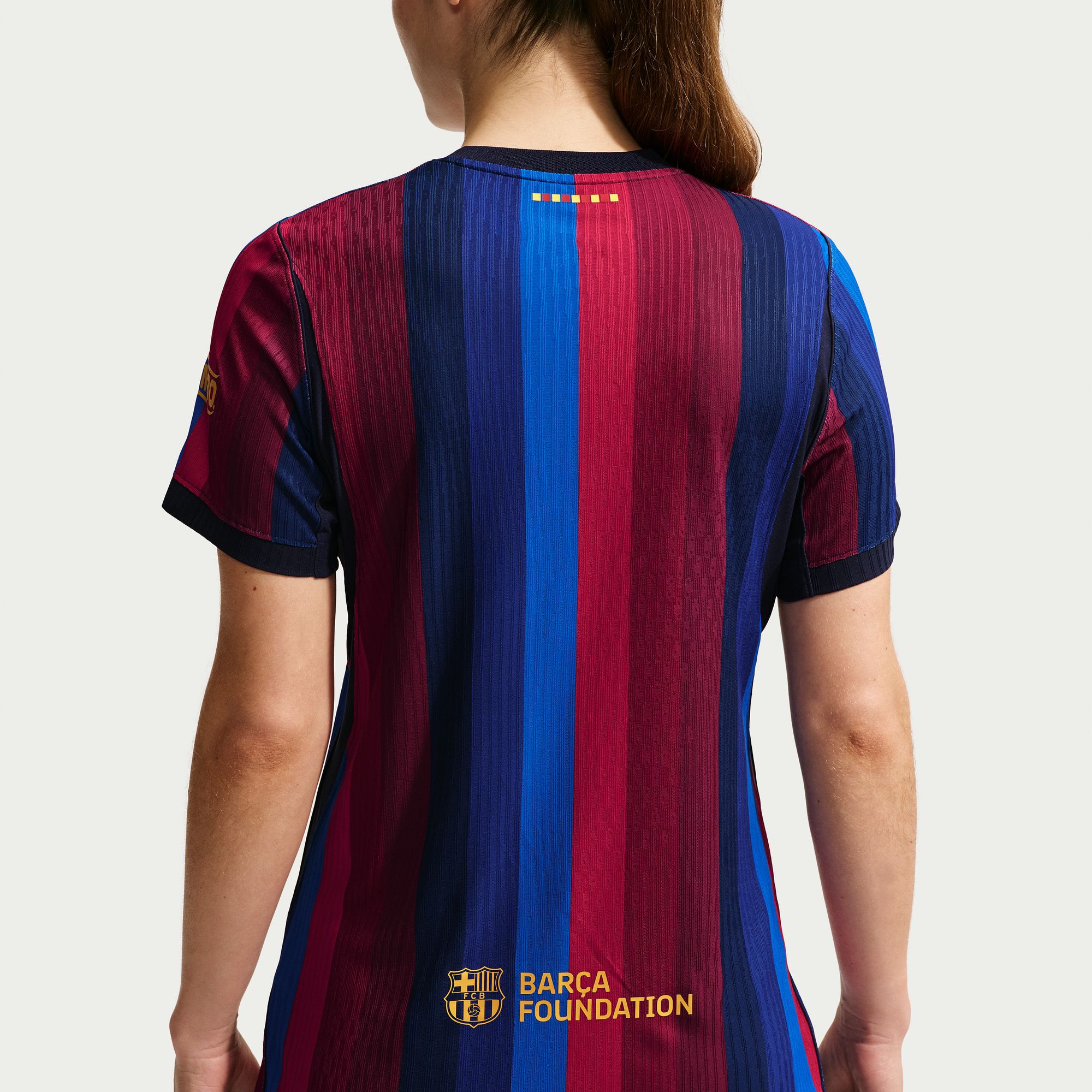 برشلونة 2026/27 ماتش الأساسي image number 3