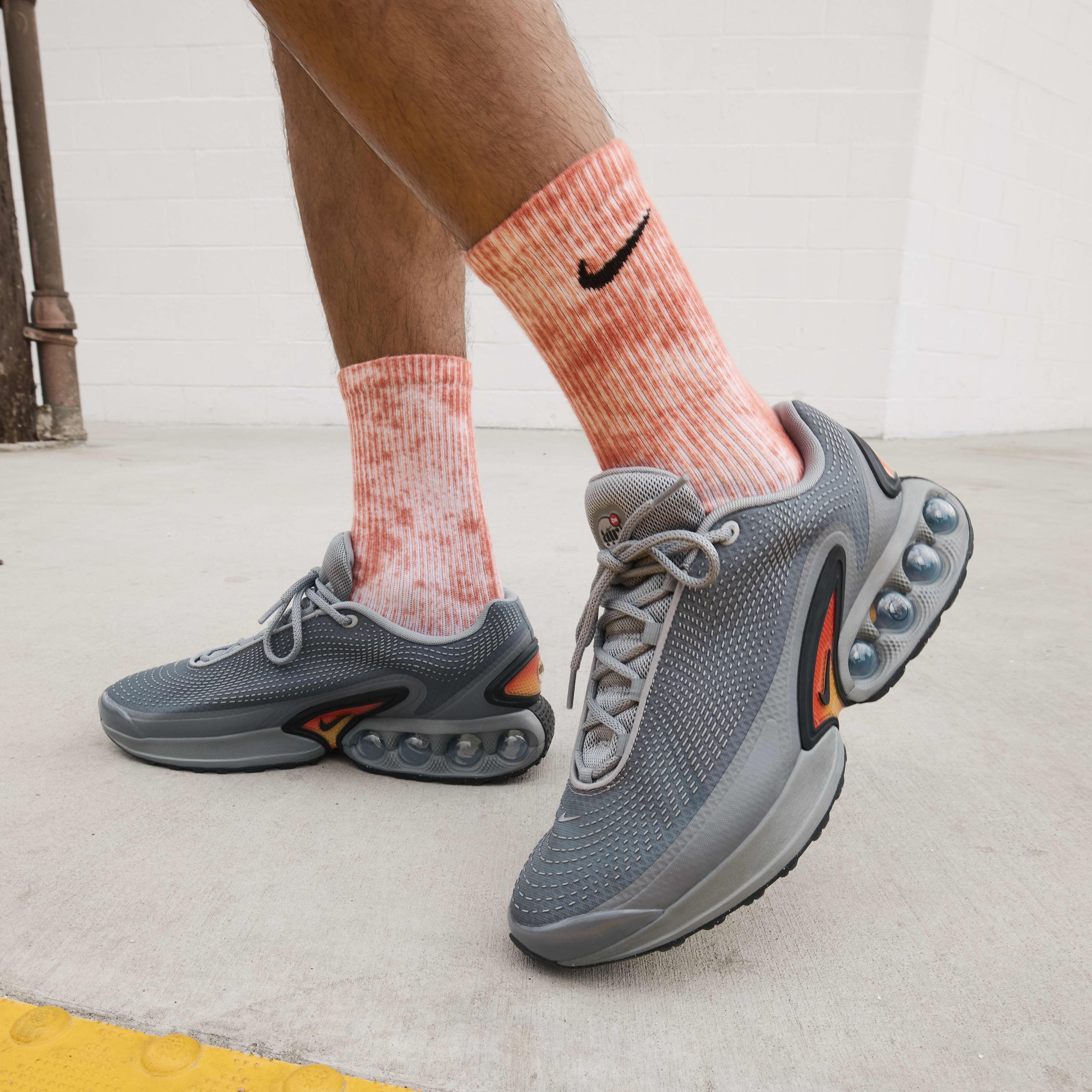 Nike Air Max Dn image number 9