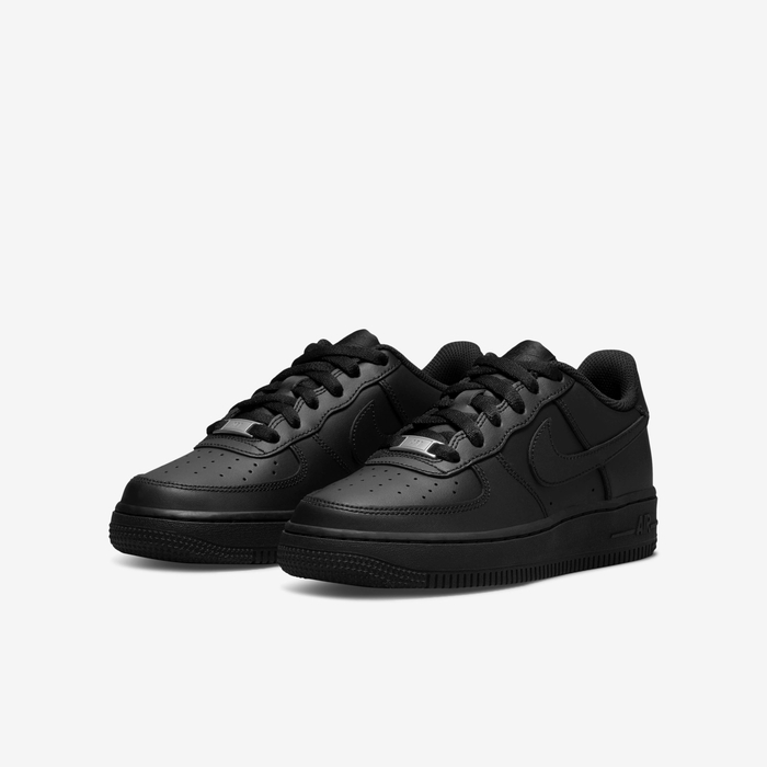 Nike Air Force 1 LE image number 4 Nike Air Force 1 LE image number 4