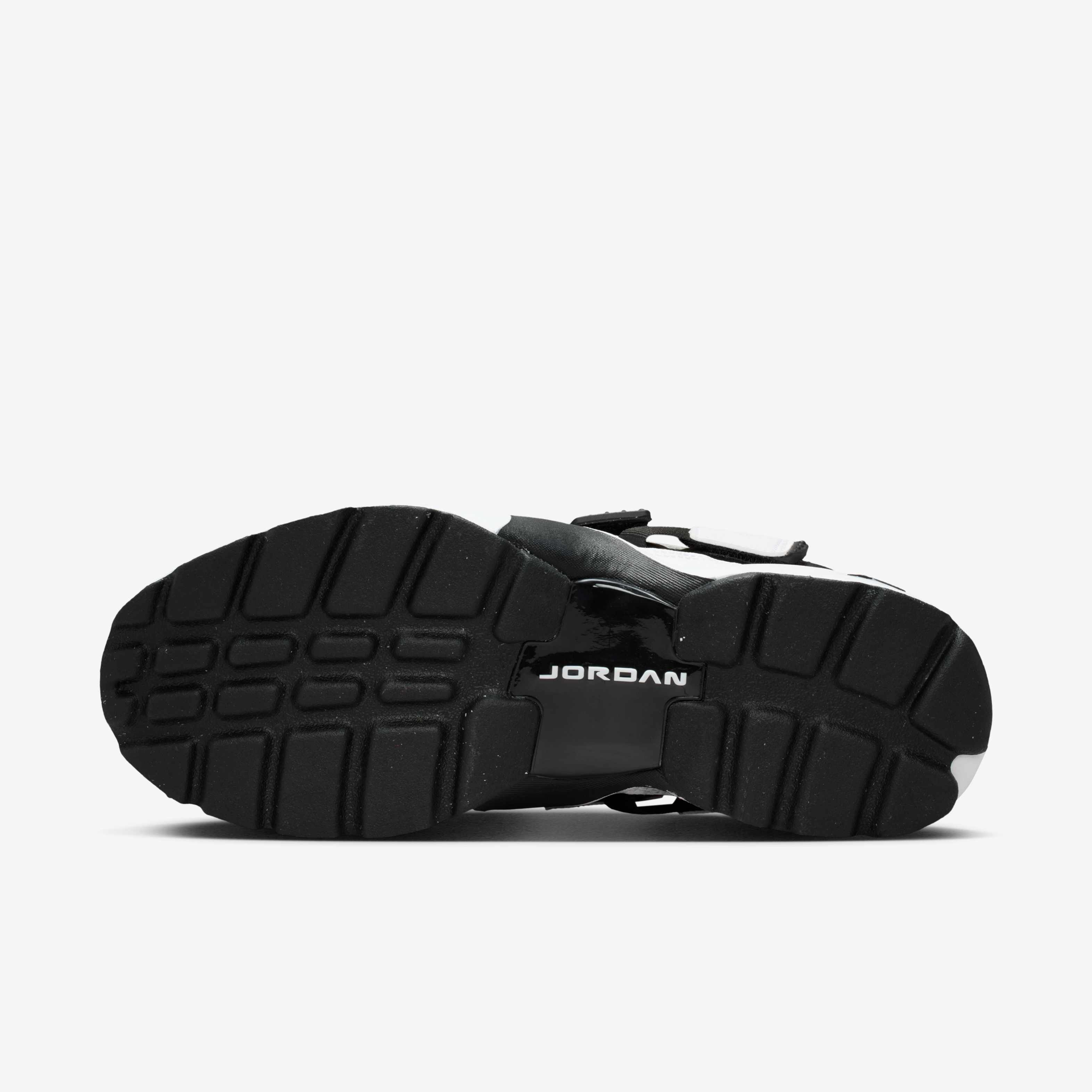 Jordan Trunner LX image number 1
