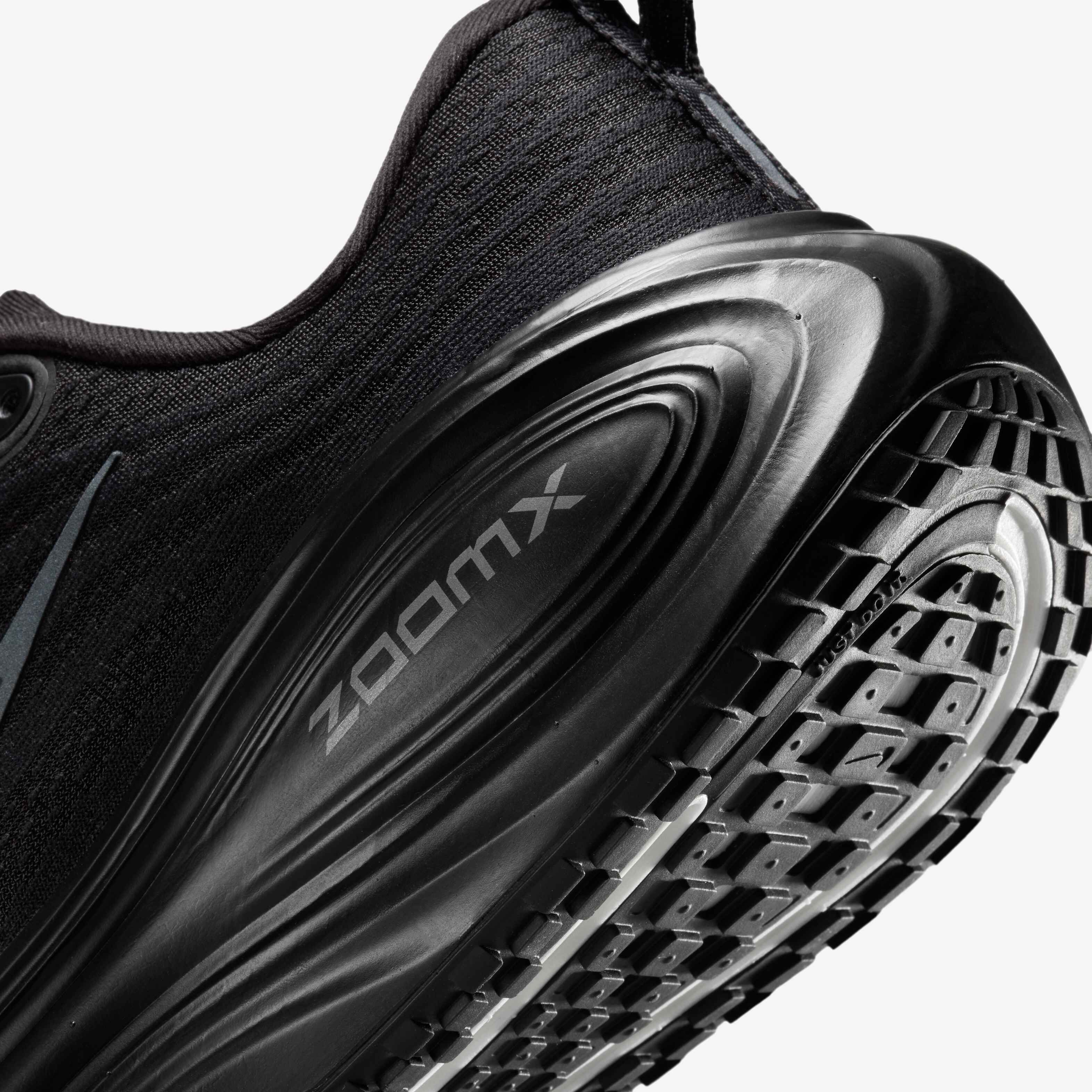 Nike Vomero Plus image number 7