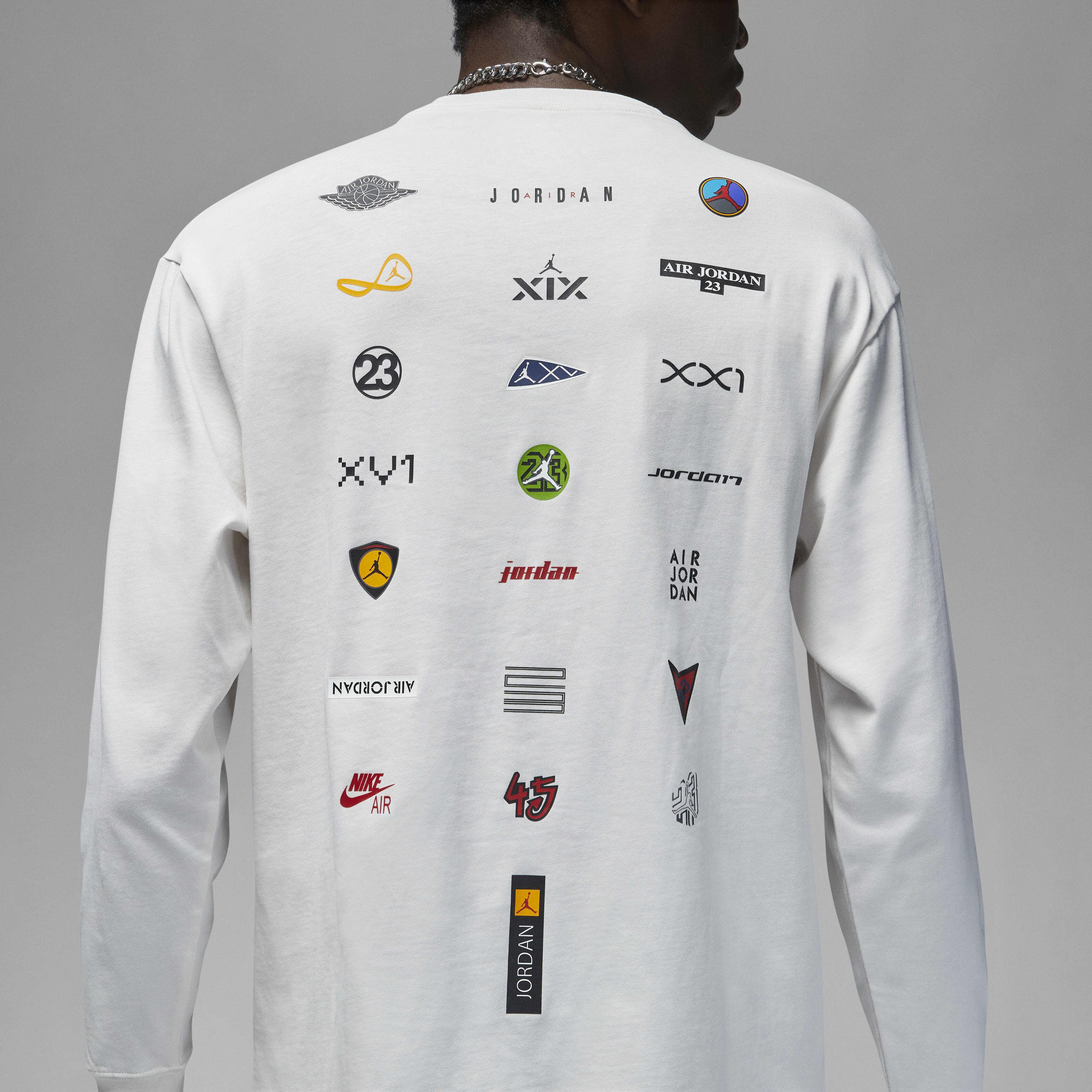 華麗 Buy Jordan Flight Heritage 85 Men's Graphic Long-Sleeve Crew トップス