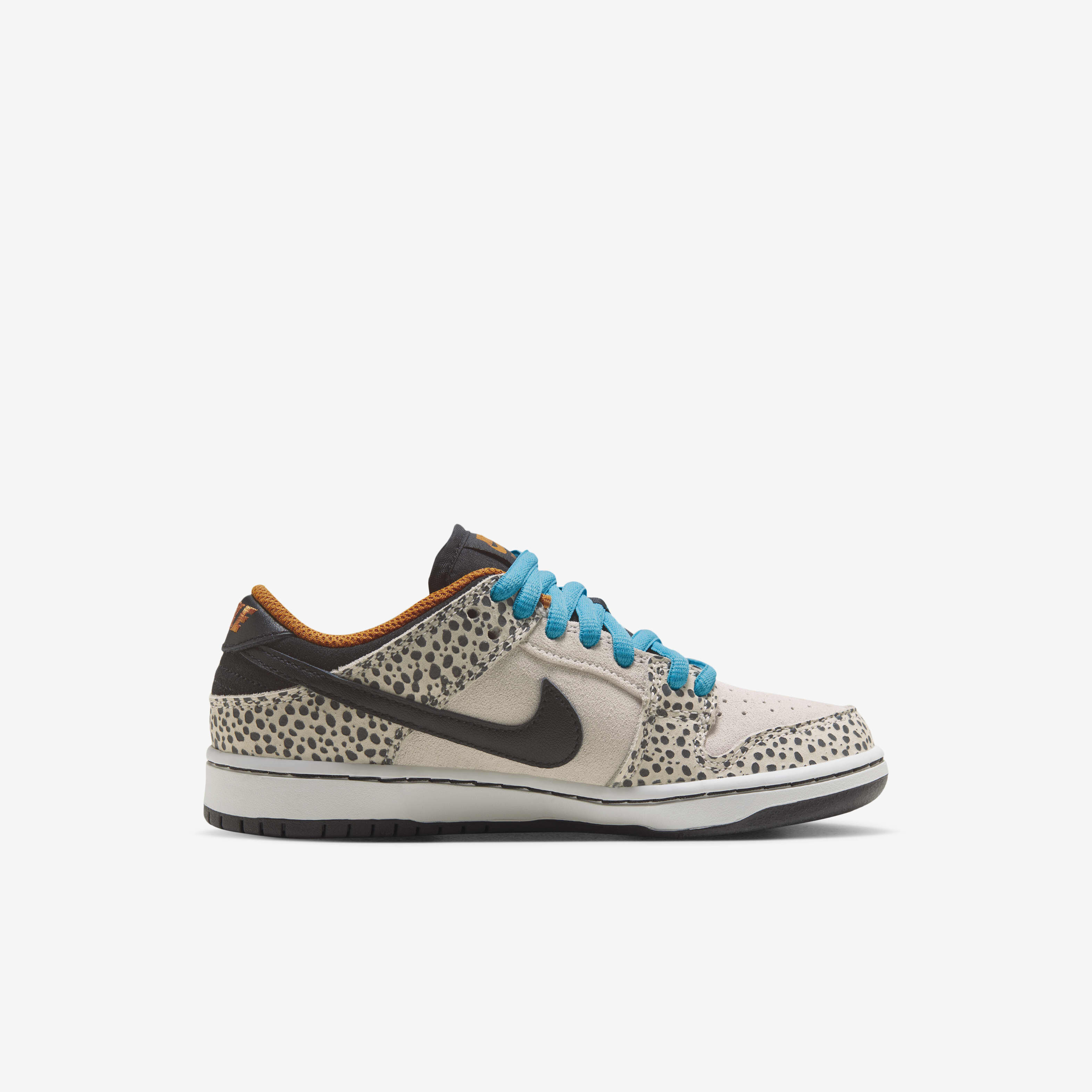 Buy Nike SB Dunk Low Pro Electric Younger Kids Shoes Nike Saudi Official