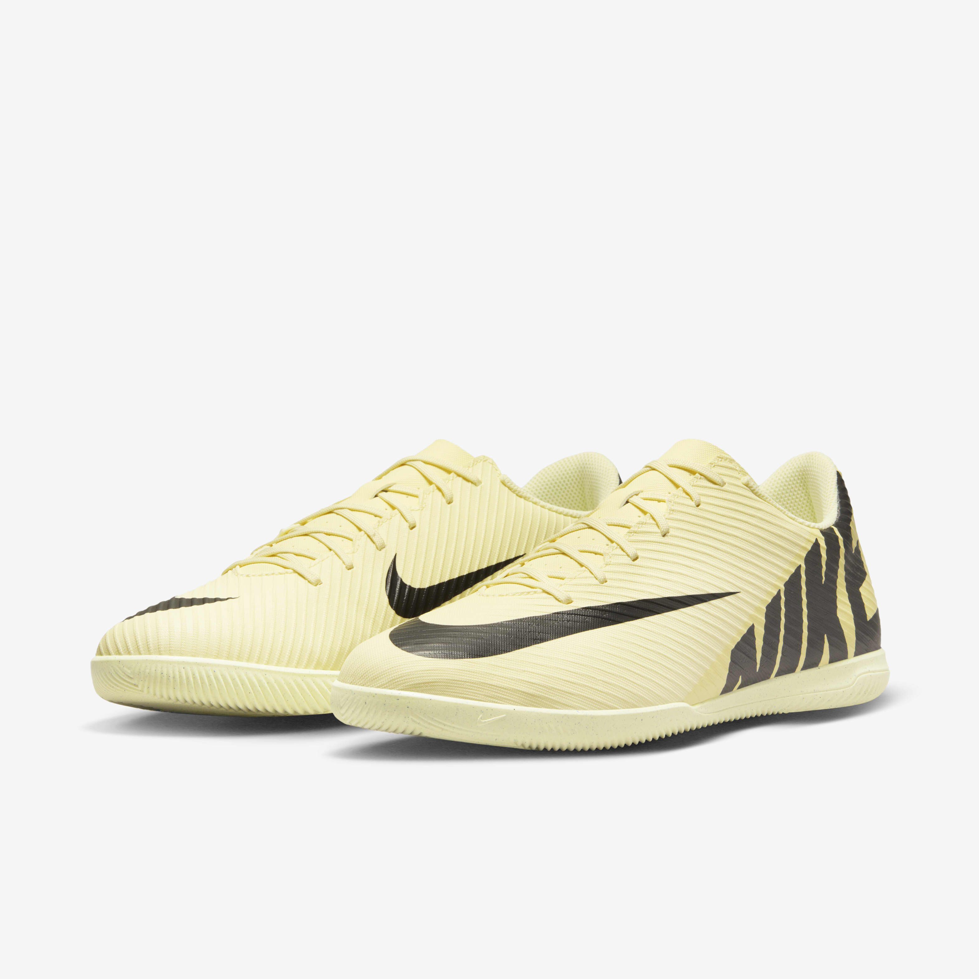Buy Nike Mercurial Vapor 15 Club Indoor Court Low Top Football Shoes Nike Saudi Official