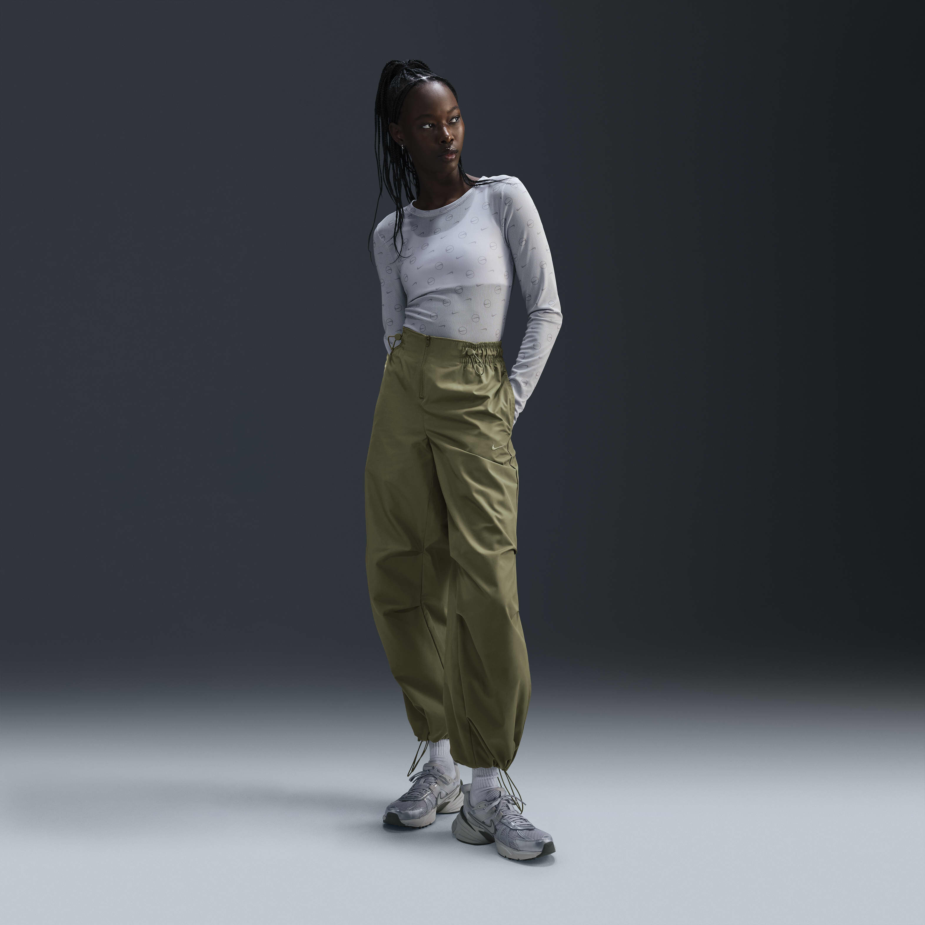 نايكي سبورتسوير image number 0