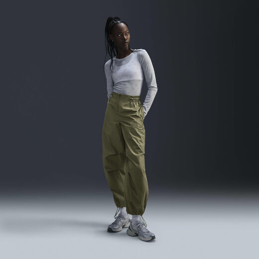 نايكي سبورتسوير