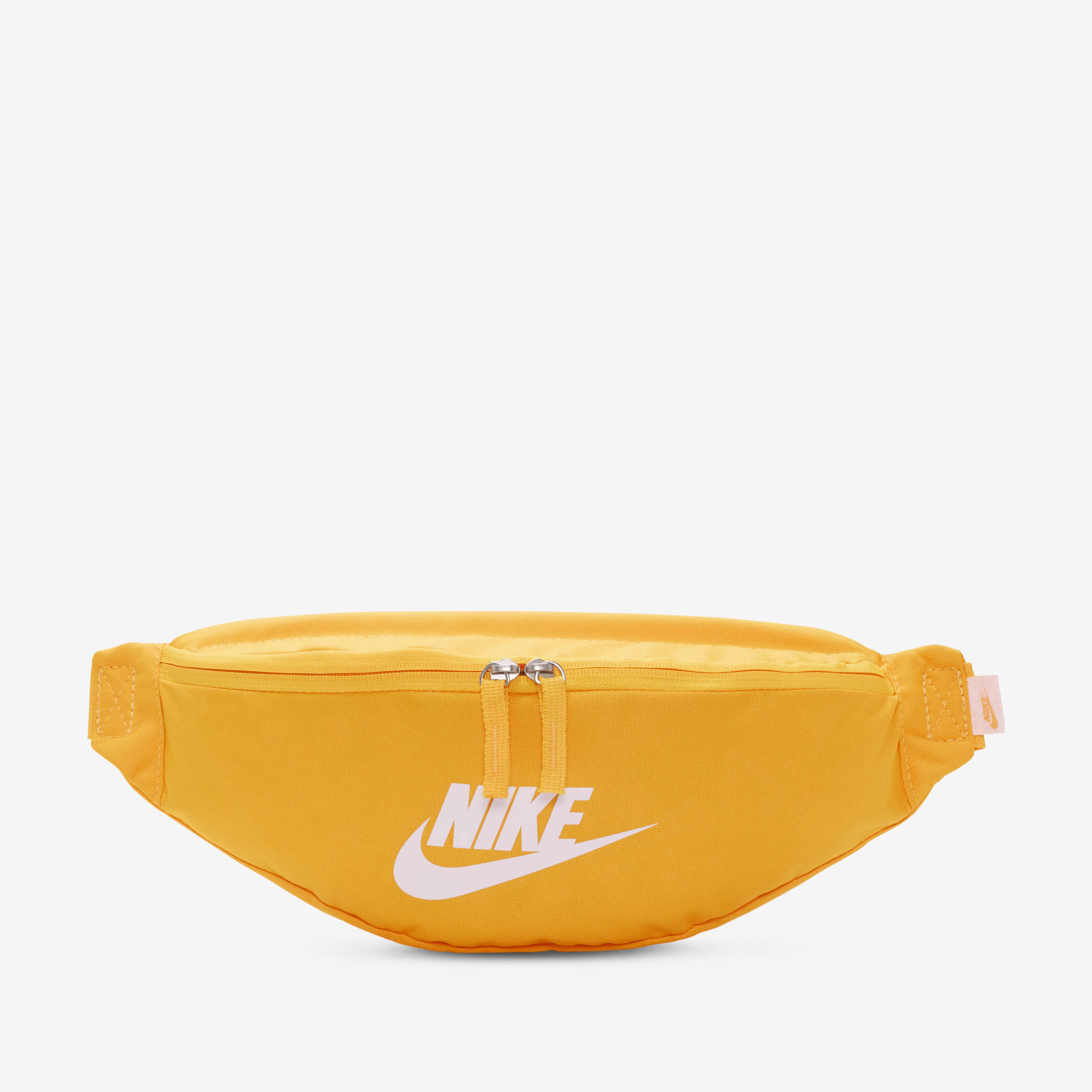 نايكي هيرتج image number 1