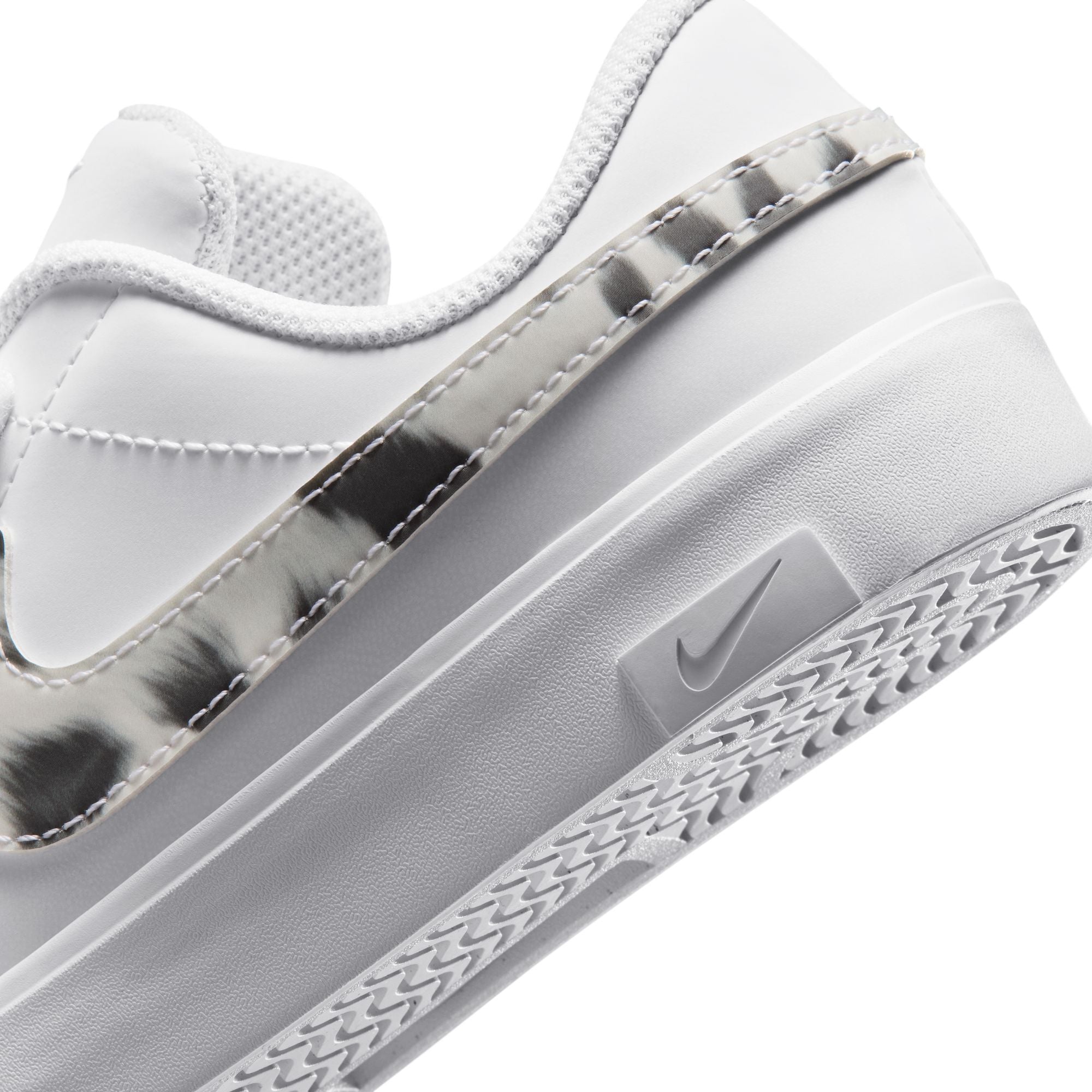Nike Tennis Essential image number 6