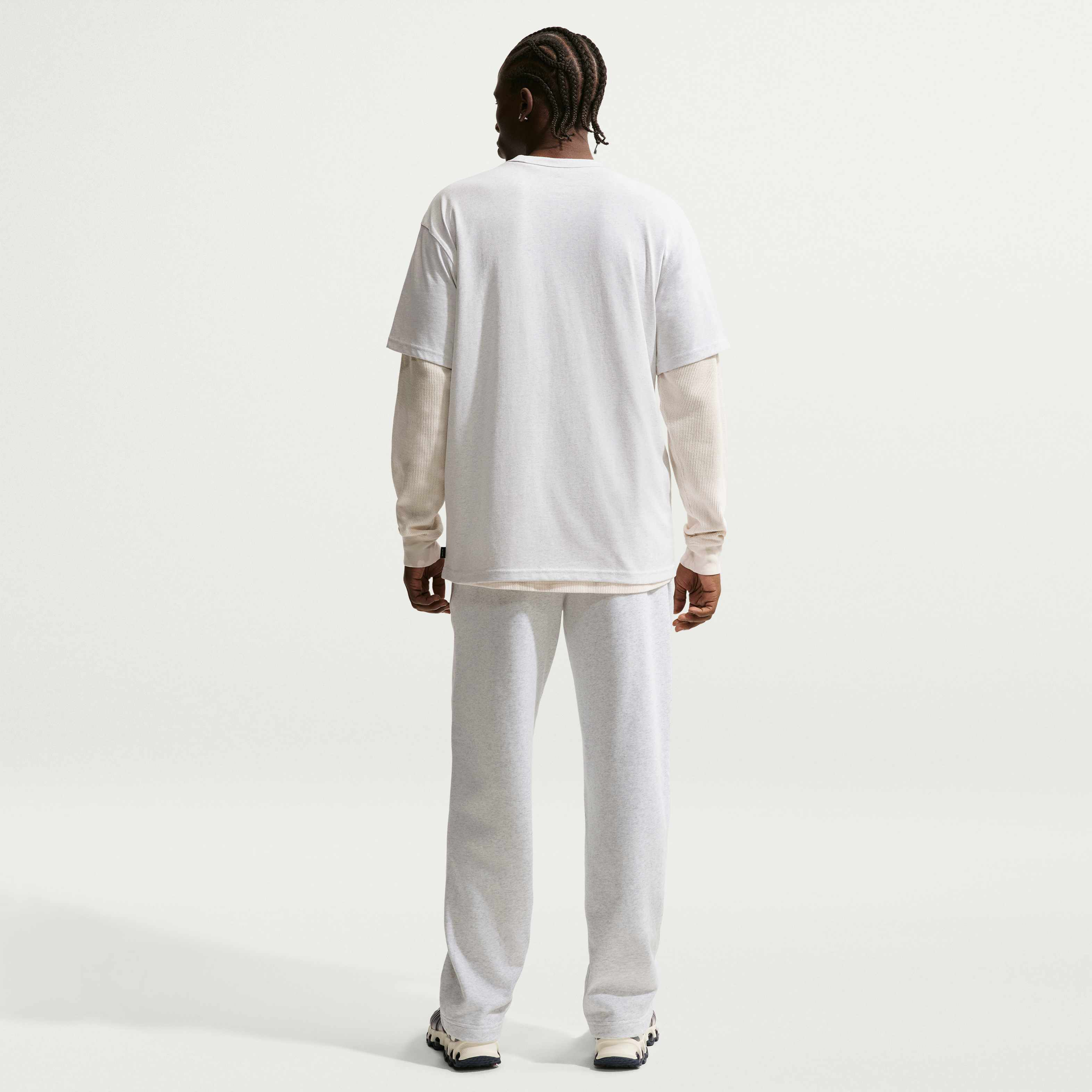 نايكي سبورتسوير بريميوم ايسنشالز image number 4