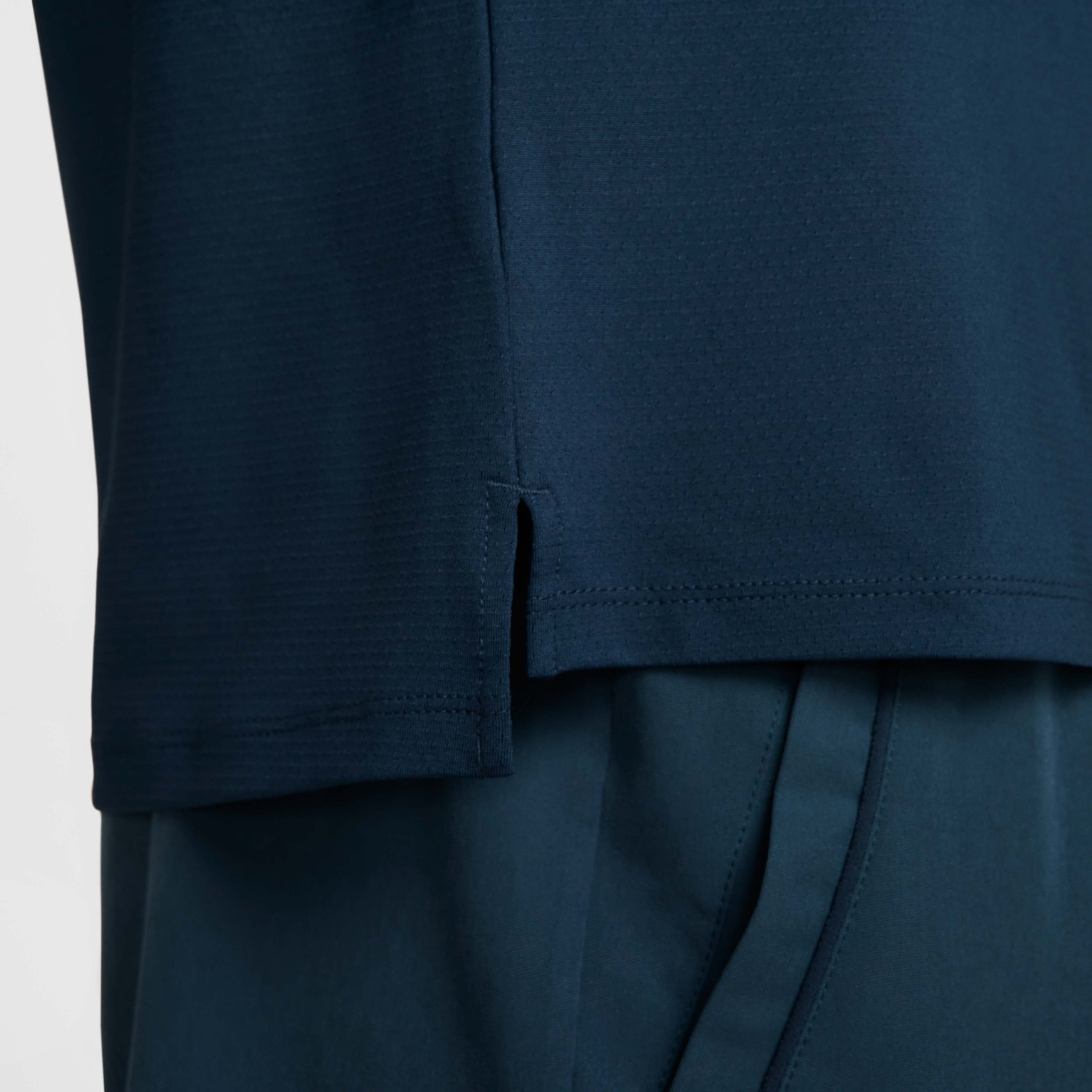 NikeCourt Advantage image number 4